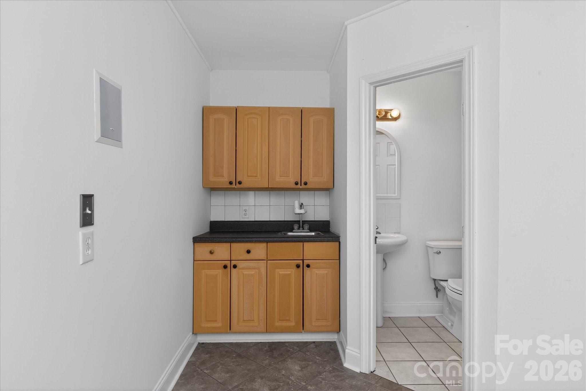 Hunters Pointe - Residential