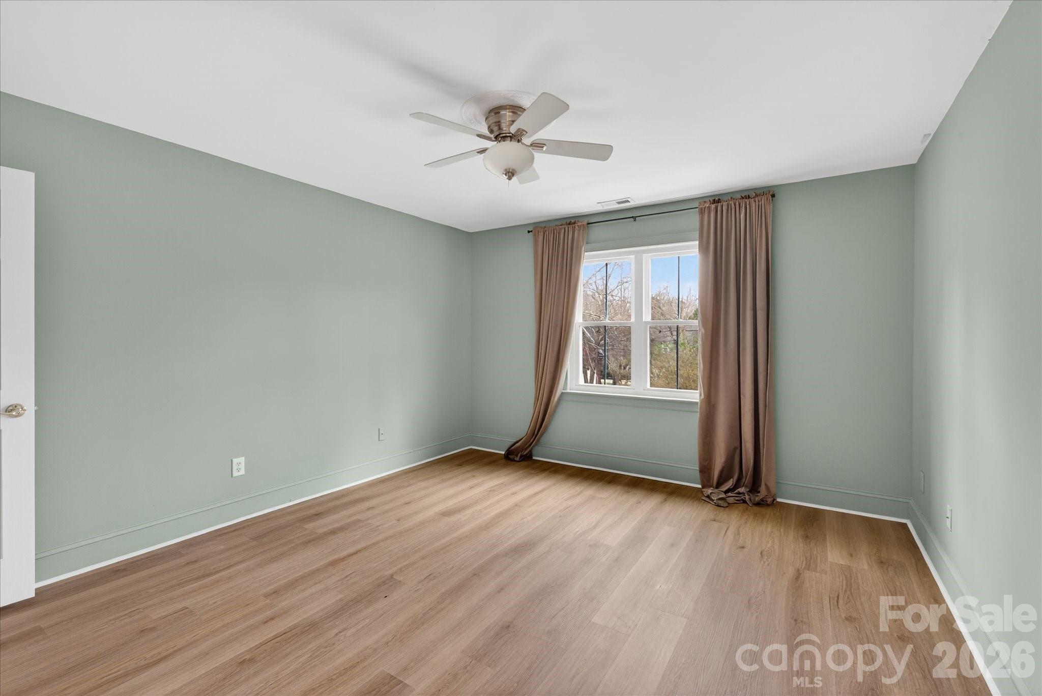 Hunters Pointe - Residential