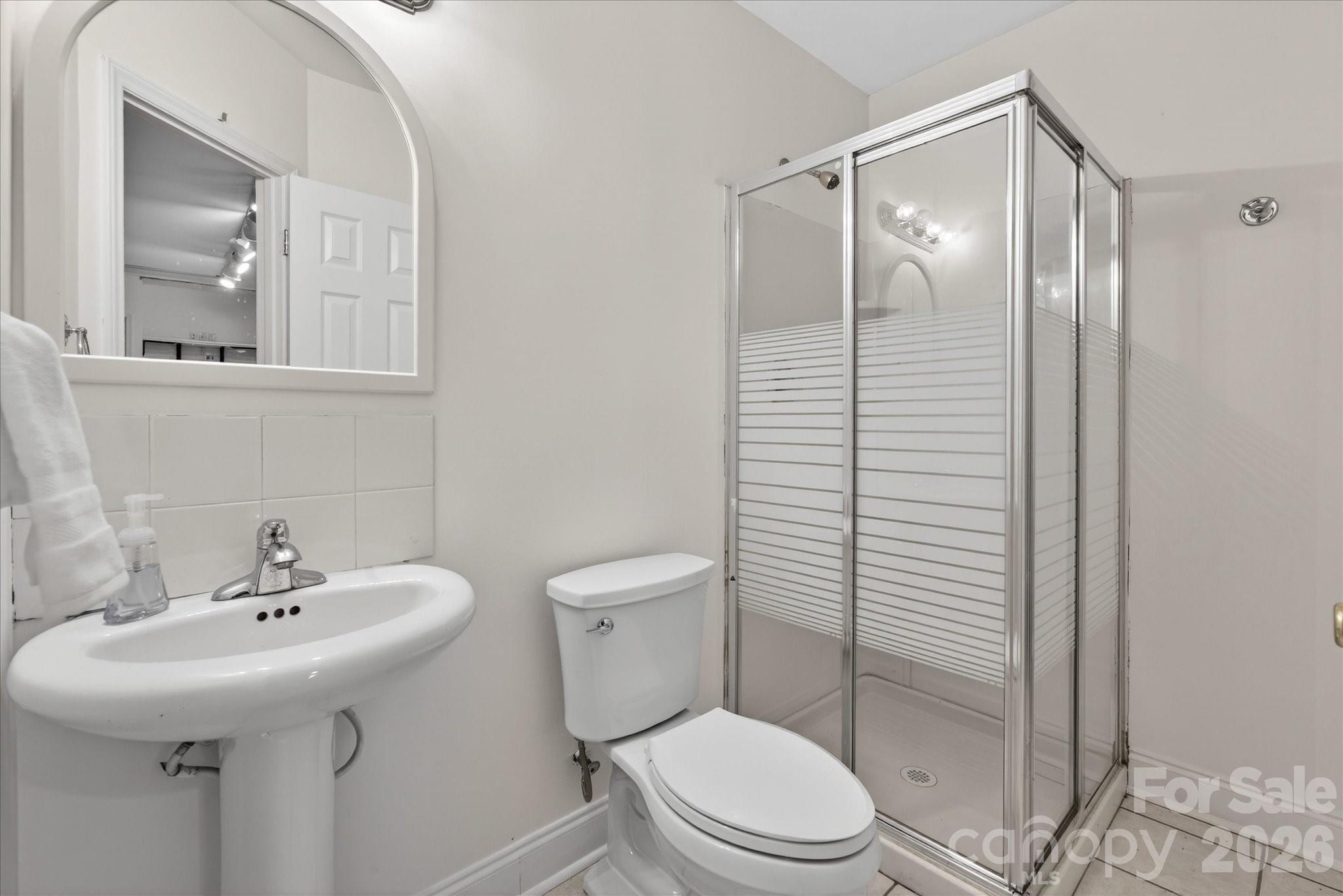 Hunters Pointe - Residential