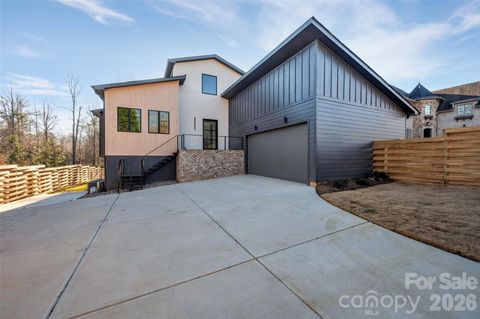 1423 S Wendover Road Charlotte NC 28211