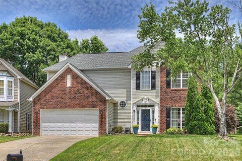 Photo of 6311 Tunston Lane, Charlotte, NC 28269 (MLS # 4393627)