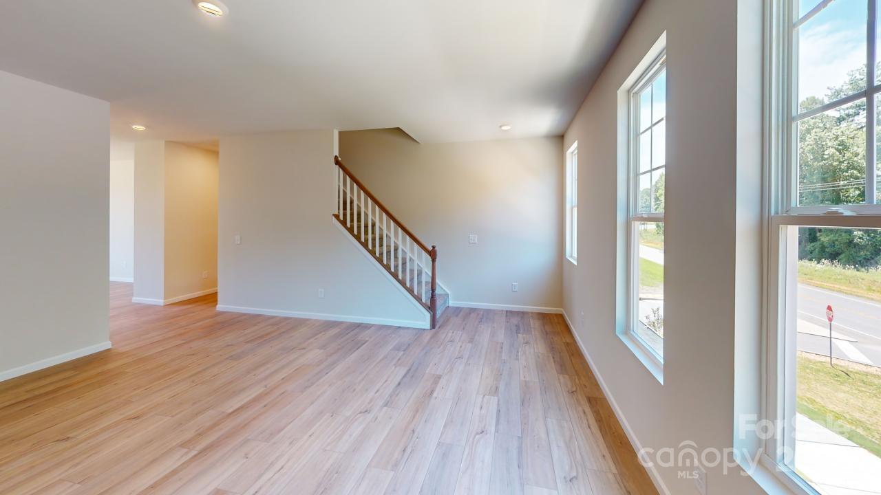 11017 Warfield Avenue 4
