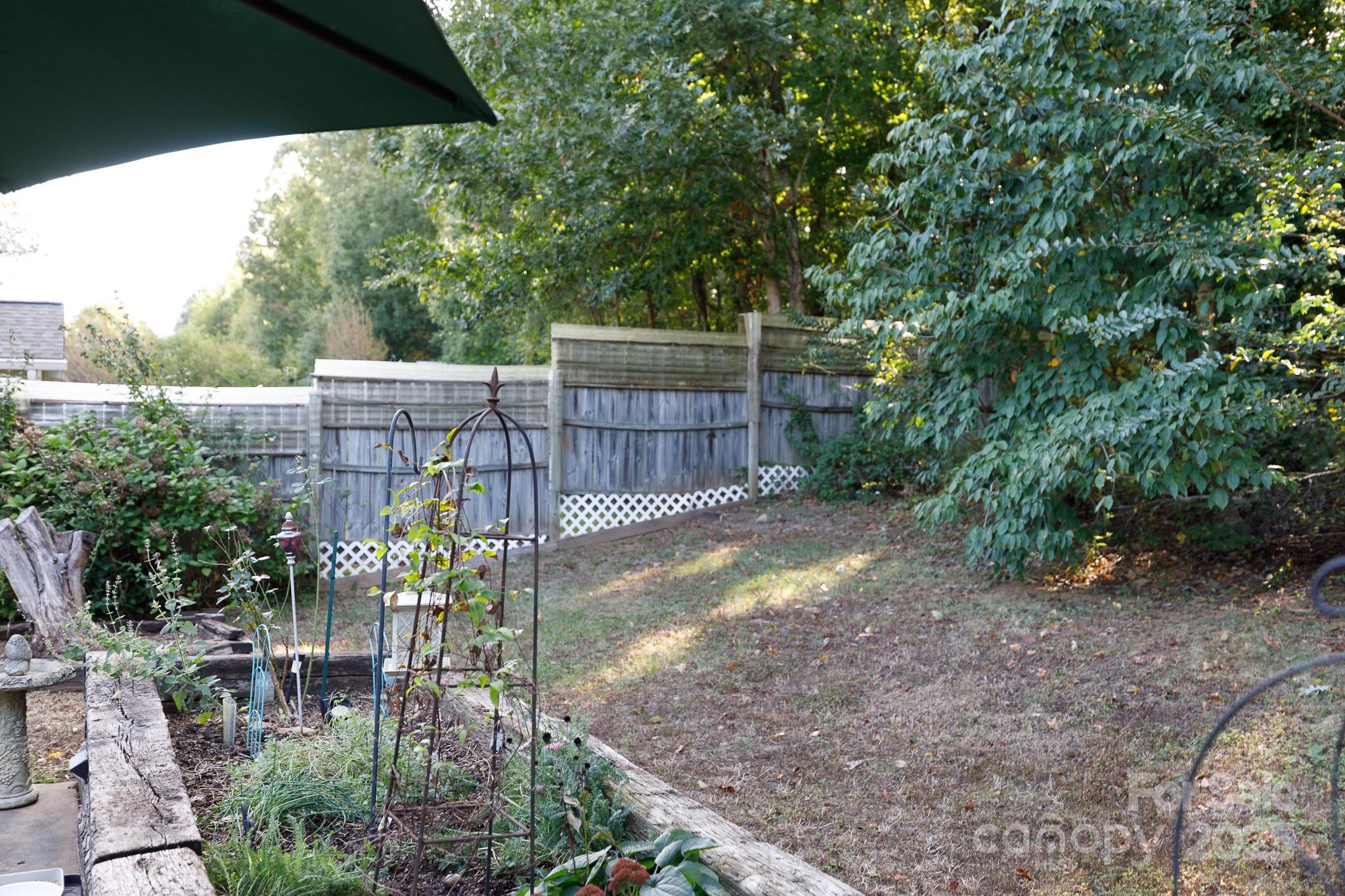 541 Stonehenge Drive