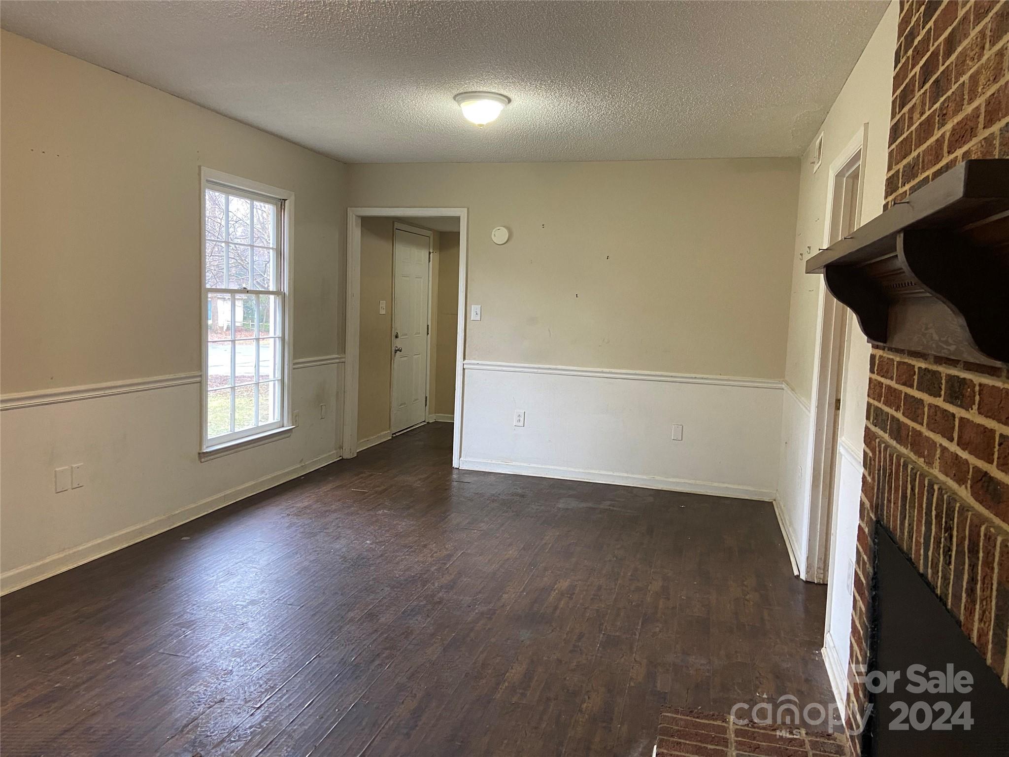 Chestnut Lake - Residential