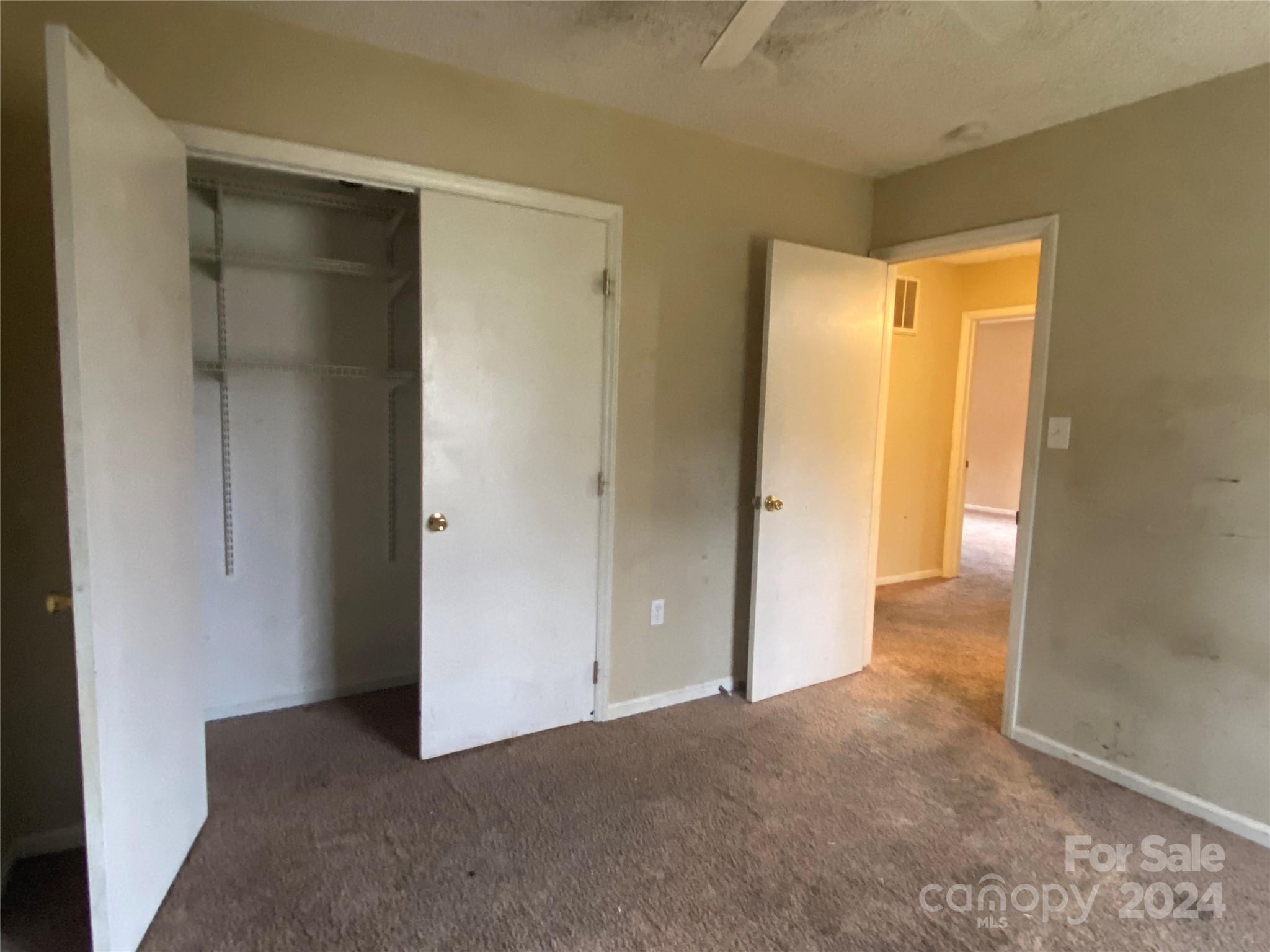 Chestnut Lake - Residential