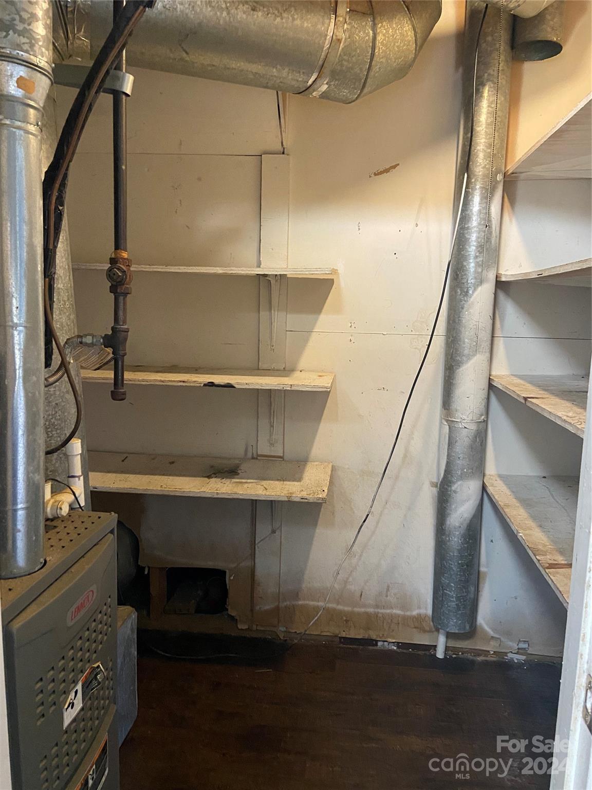 Chestnut Lake - Residential