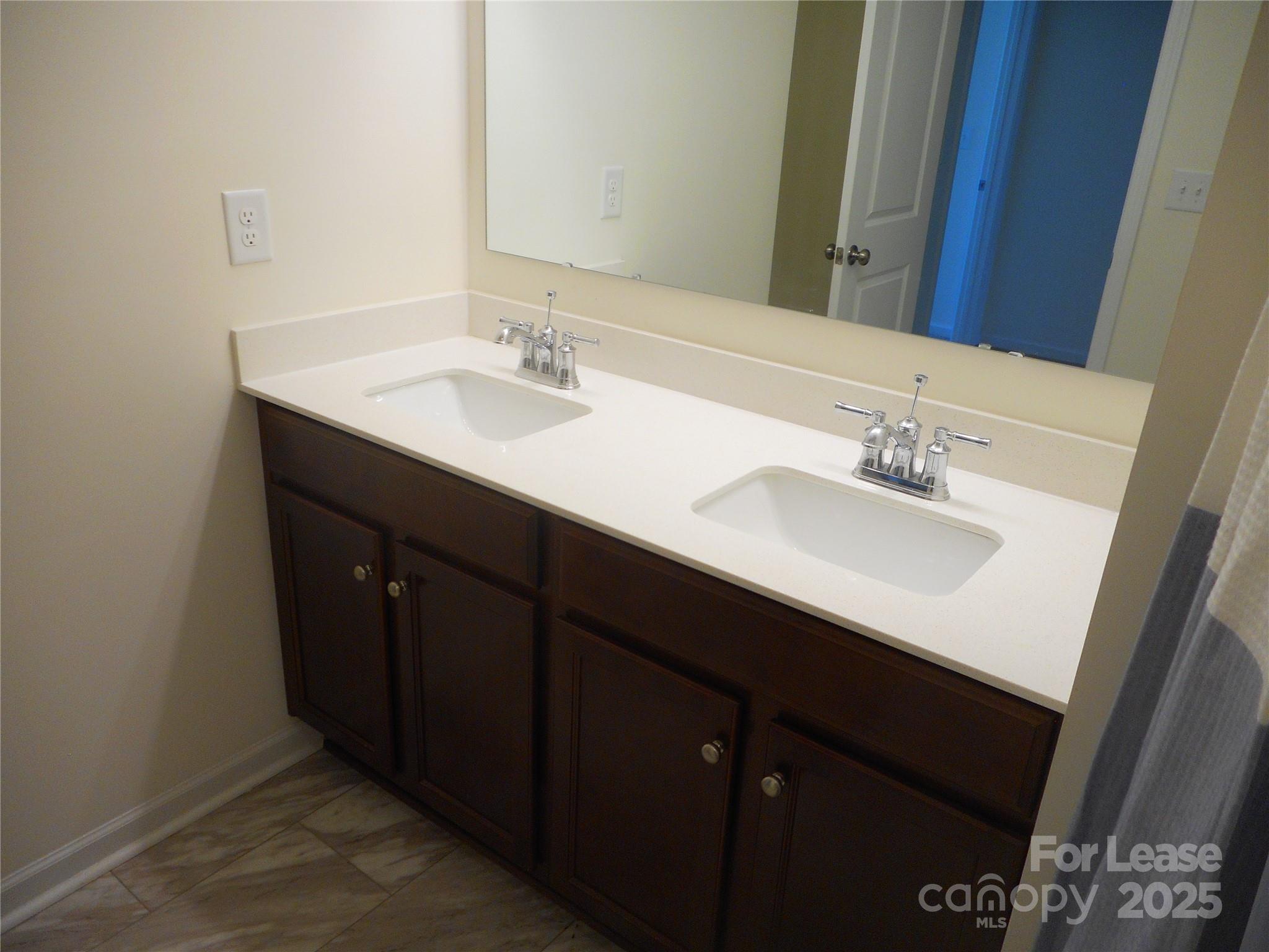 Secrest Landing - Residential Lease