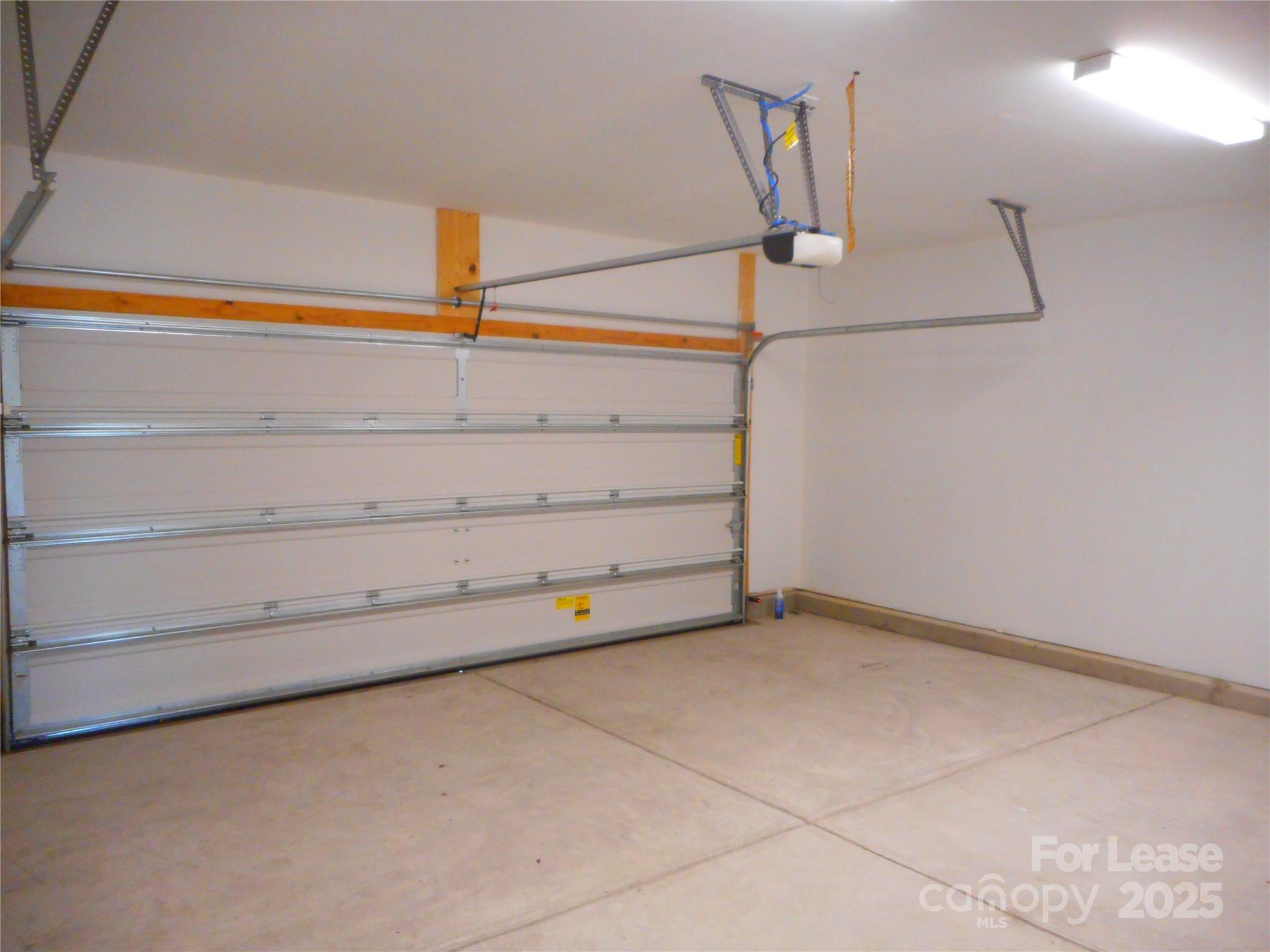 Secrest Landing - Residential Lease