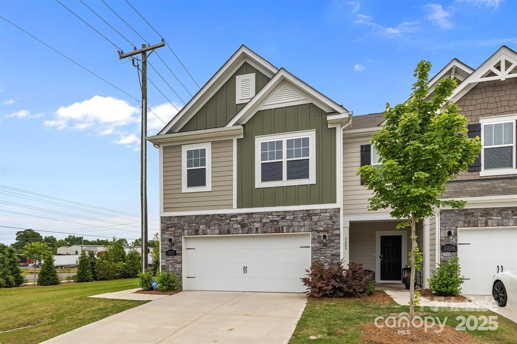 Secrest Landing - Residential Lease