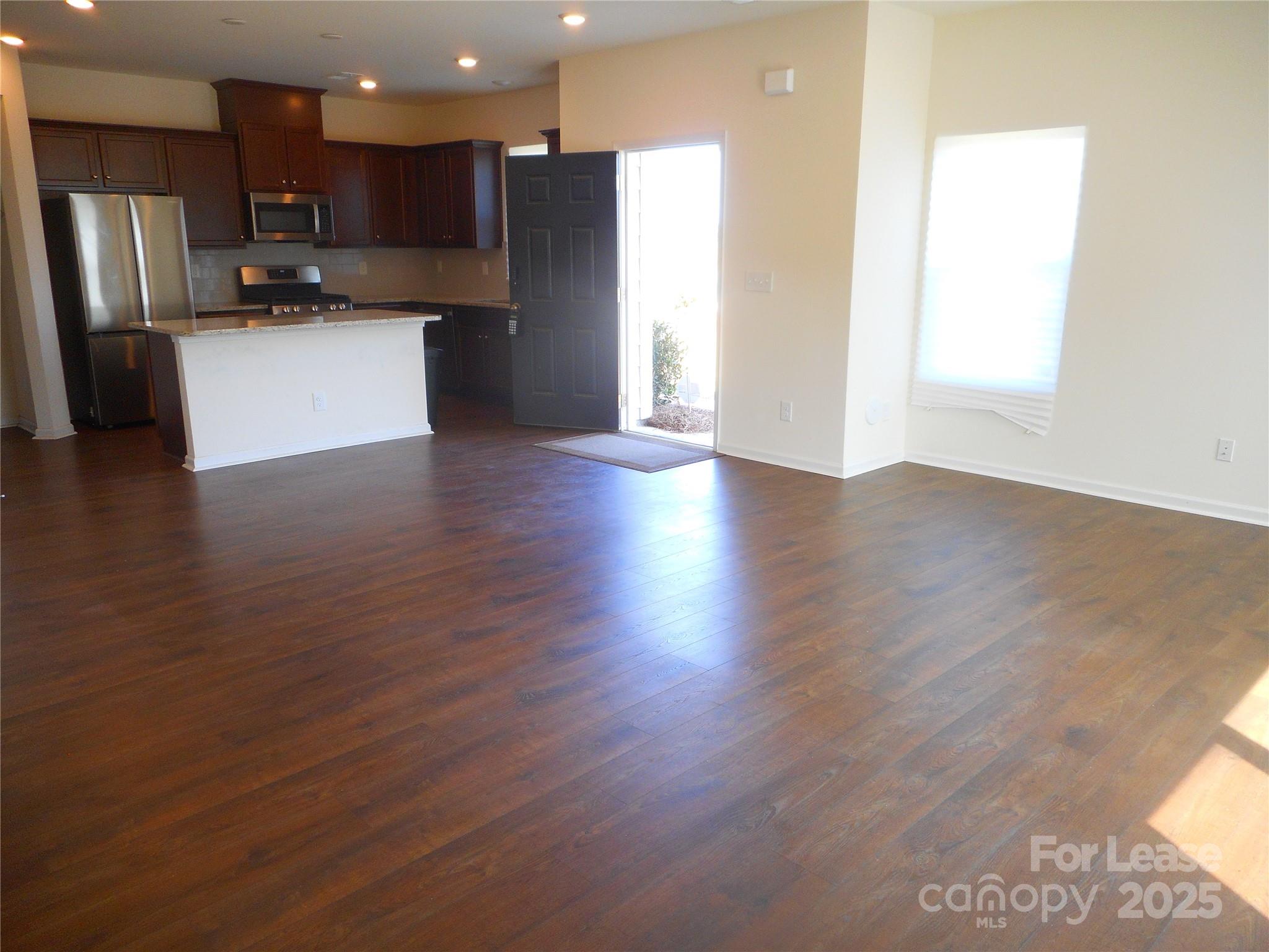 Secrest Landing - Residential Lease