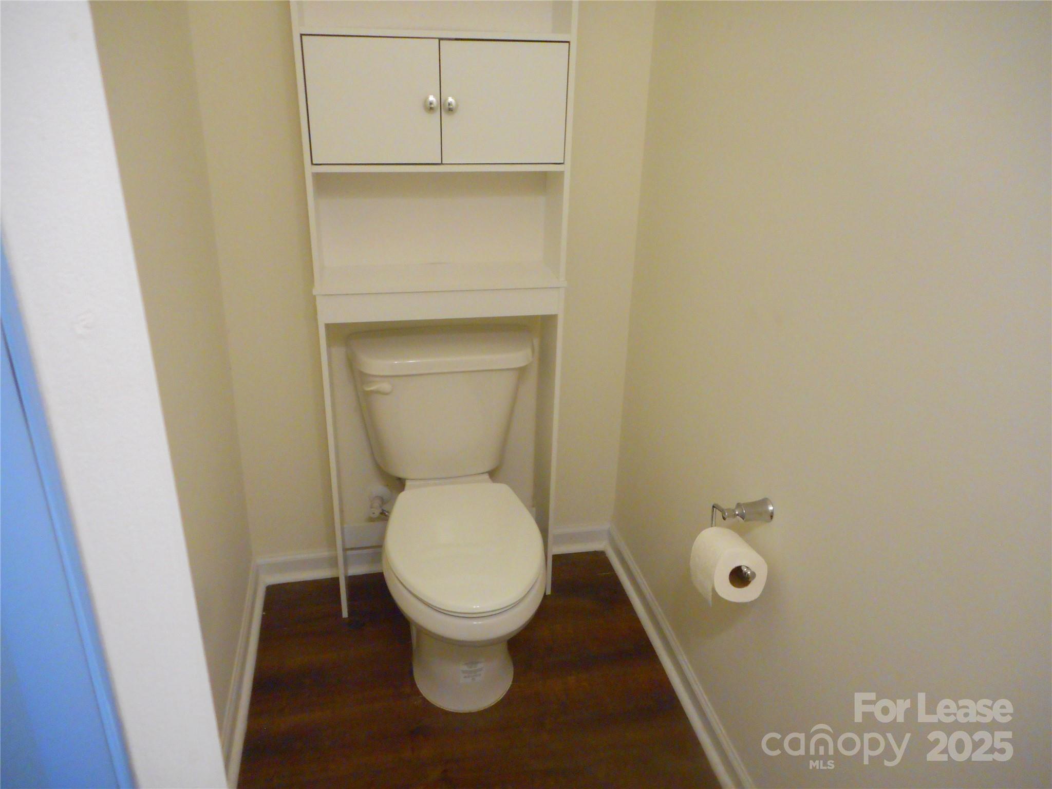 Secrest Landing - Residential Lease