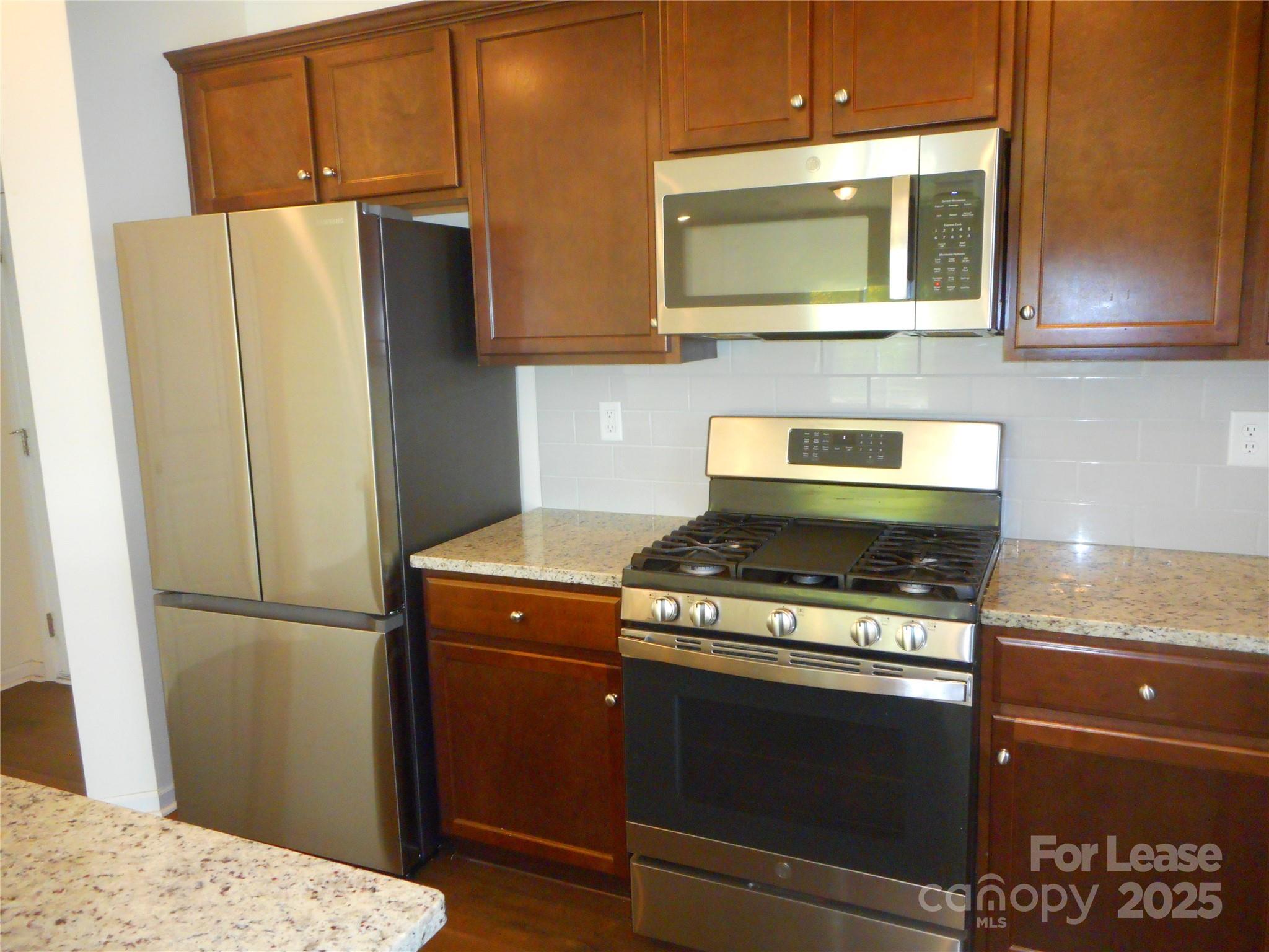 Secrest Landing - Residential Lease