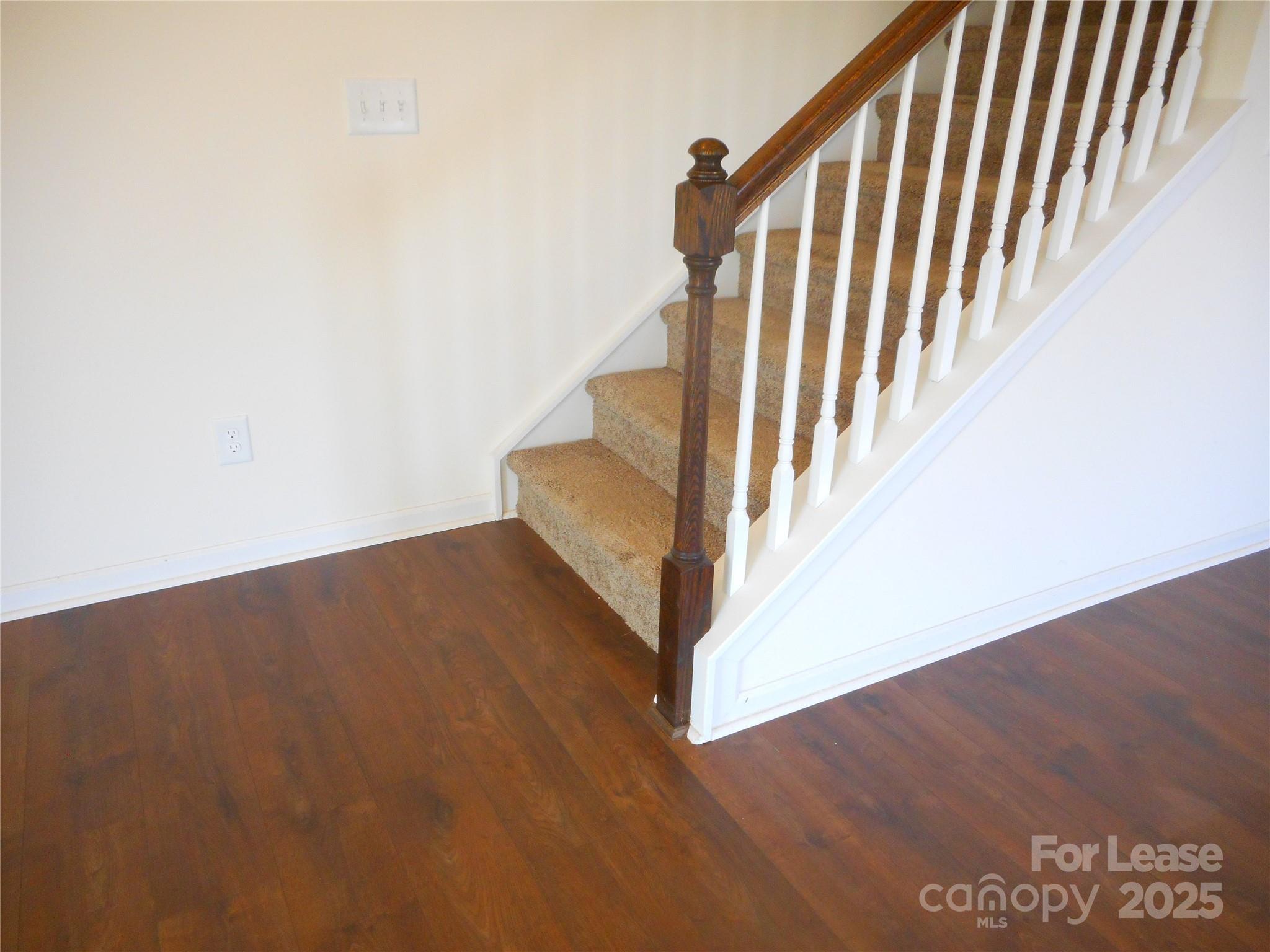 Secrest Landing - Residential Lease