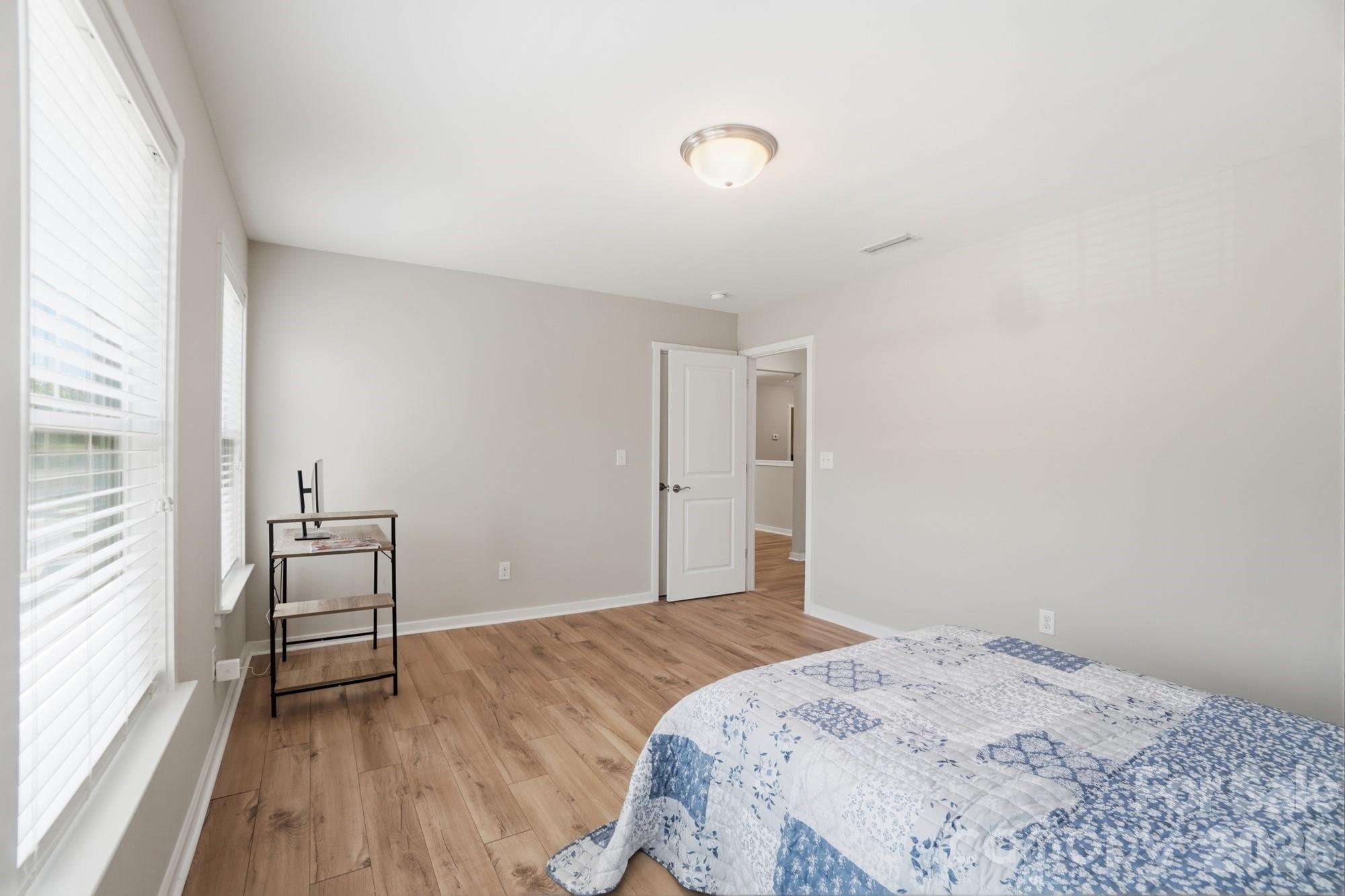 Lake Ridge - Residential