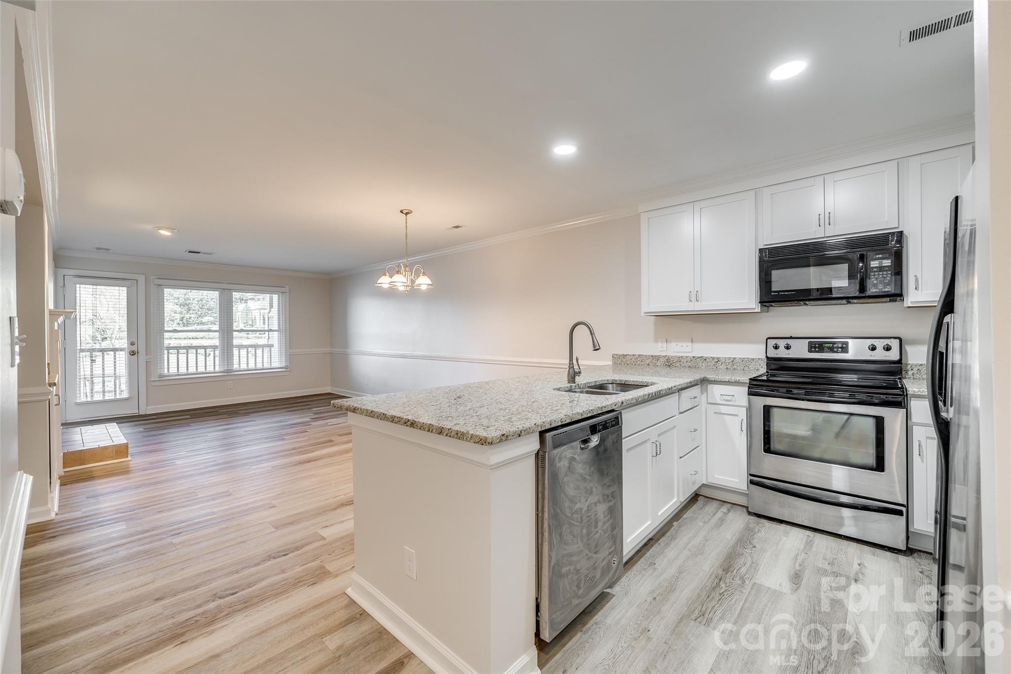 Yachtsman Point - Residential Lease