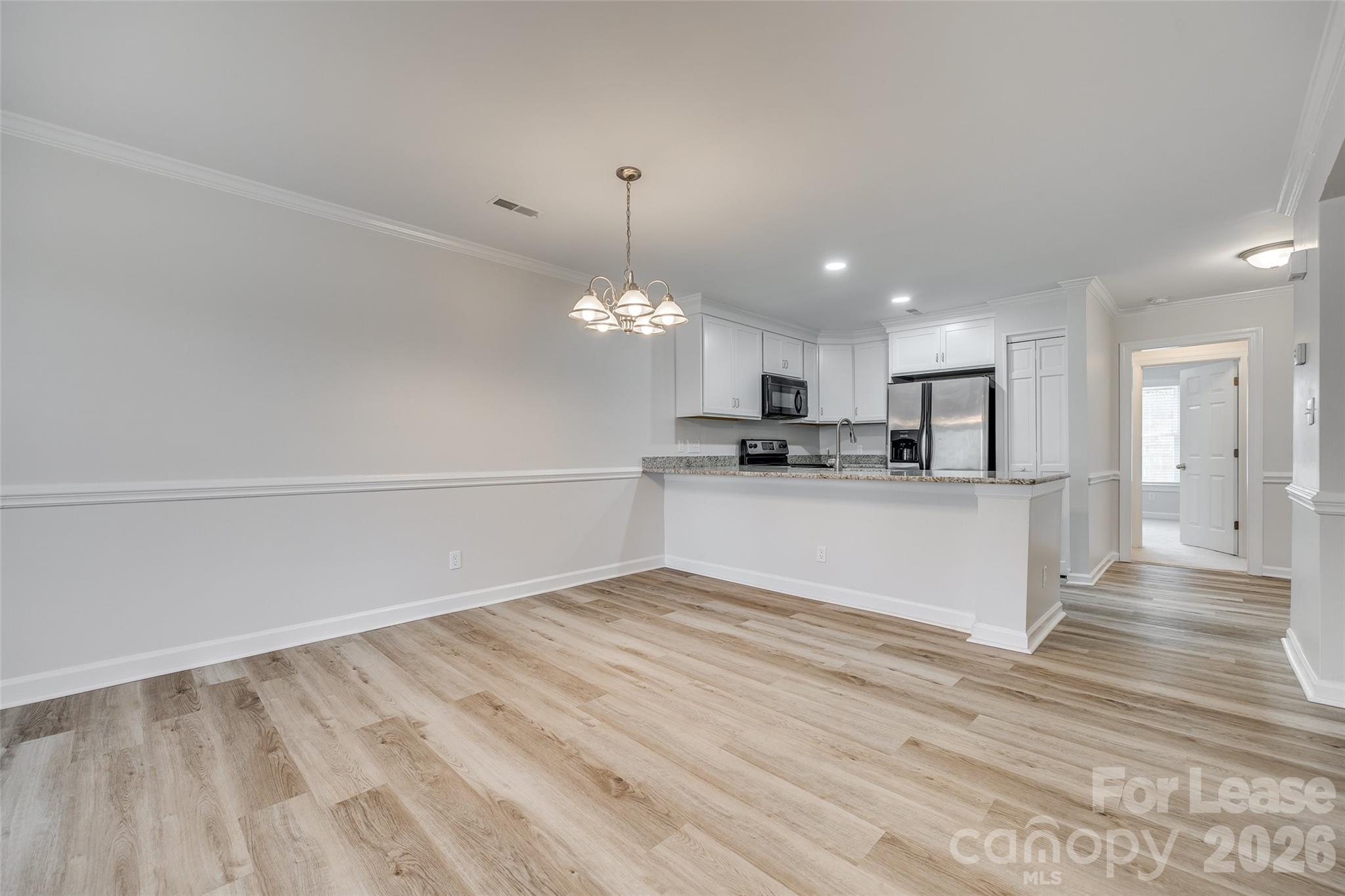 Yachtsman Point - Residential Lease