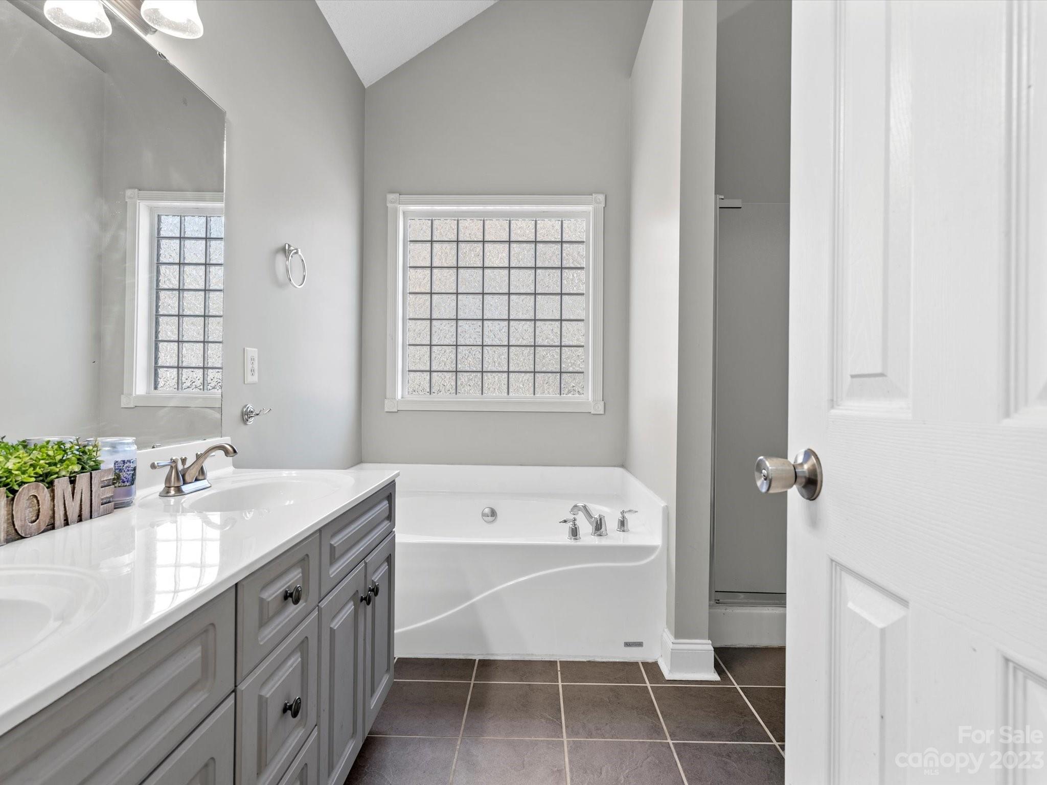 Cobblestone Village - Residential