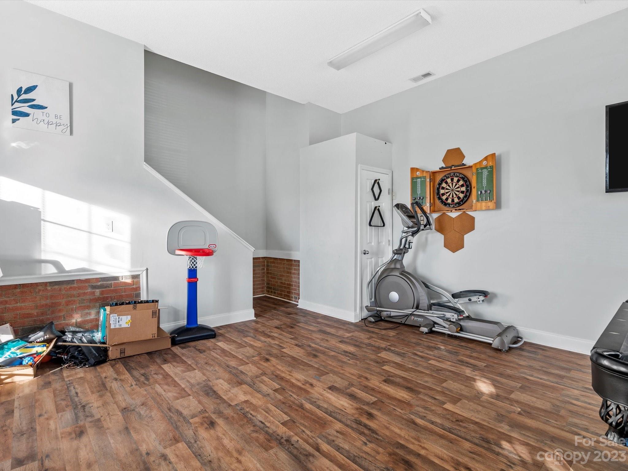 Cobblestone Village - Residential