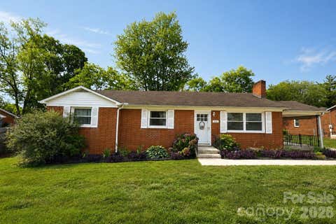 Photo of 232 Hartness Road, Statesville, NC 28677 (MLS # 4398892)