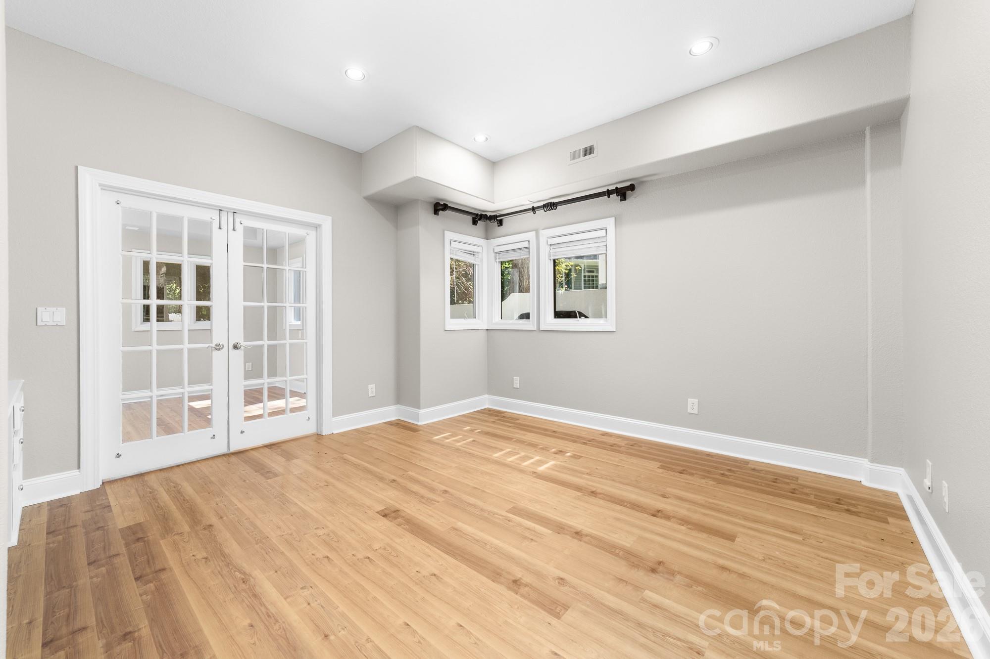 Vauxhall - Residential