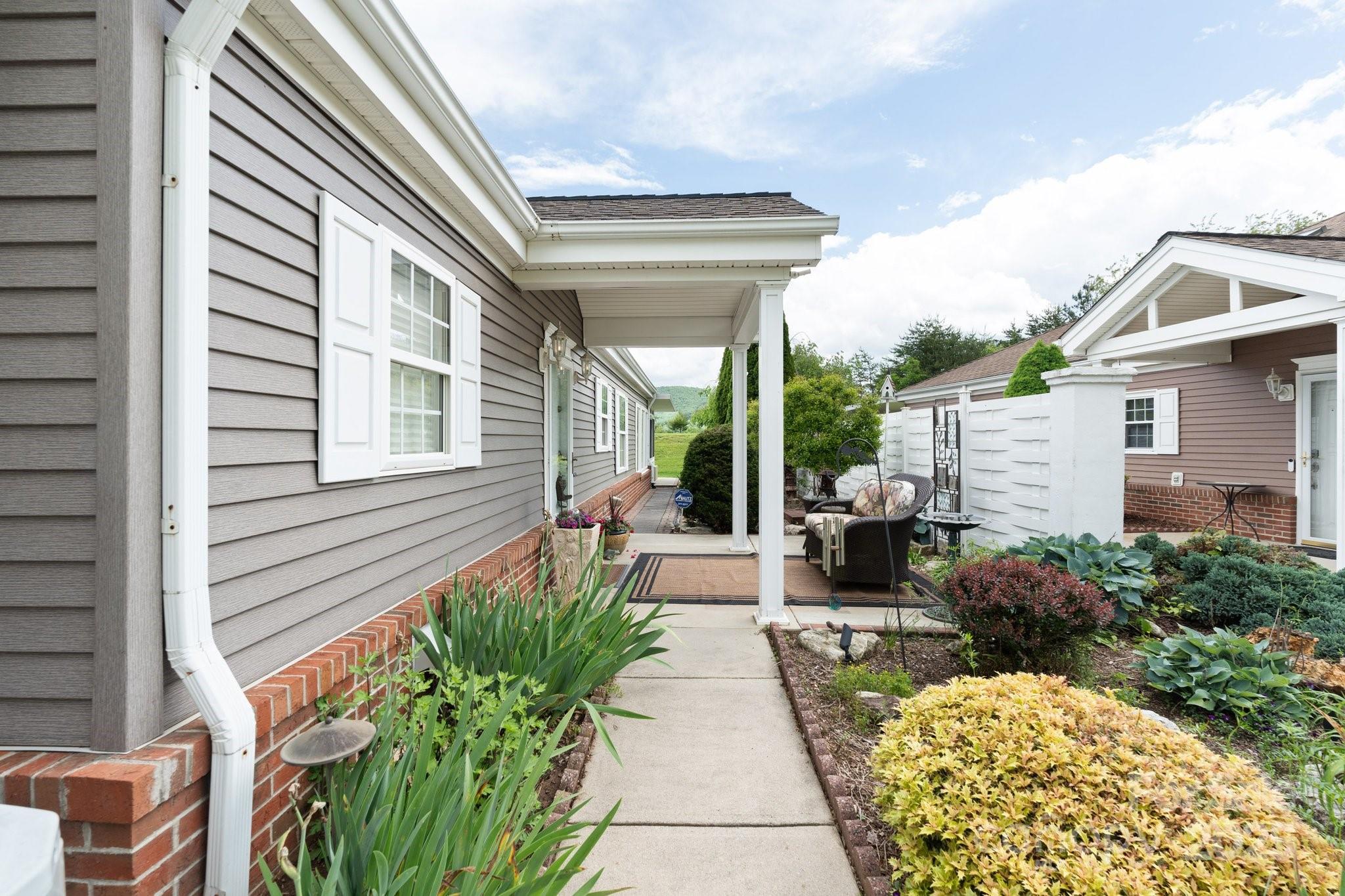 4B Heather Way
