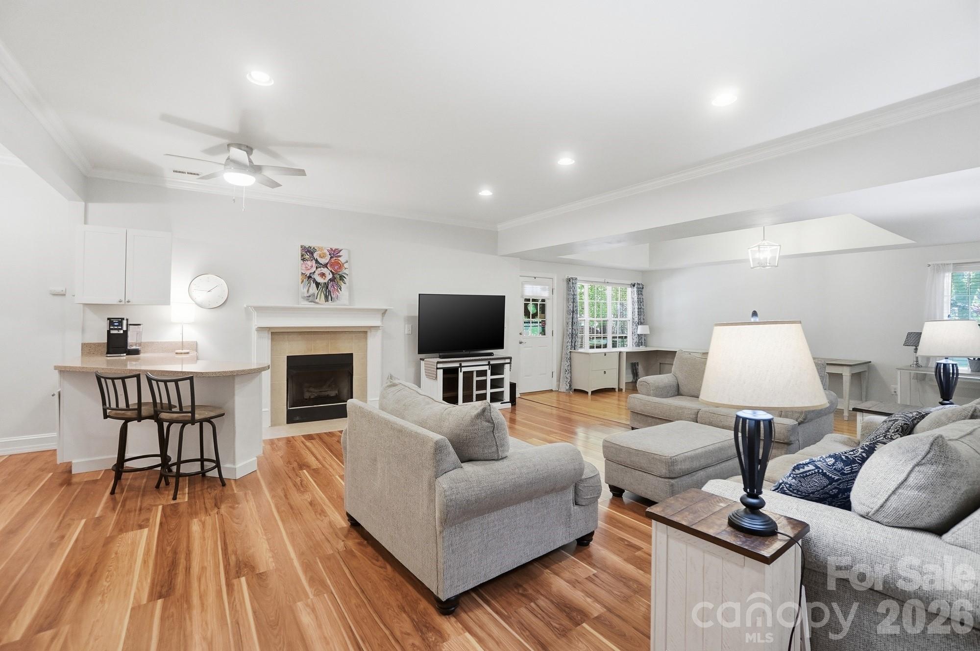 Potters Bluff - Residential