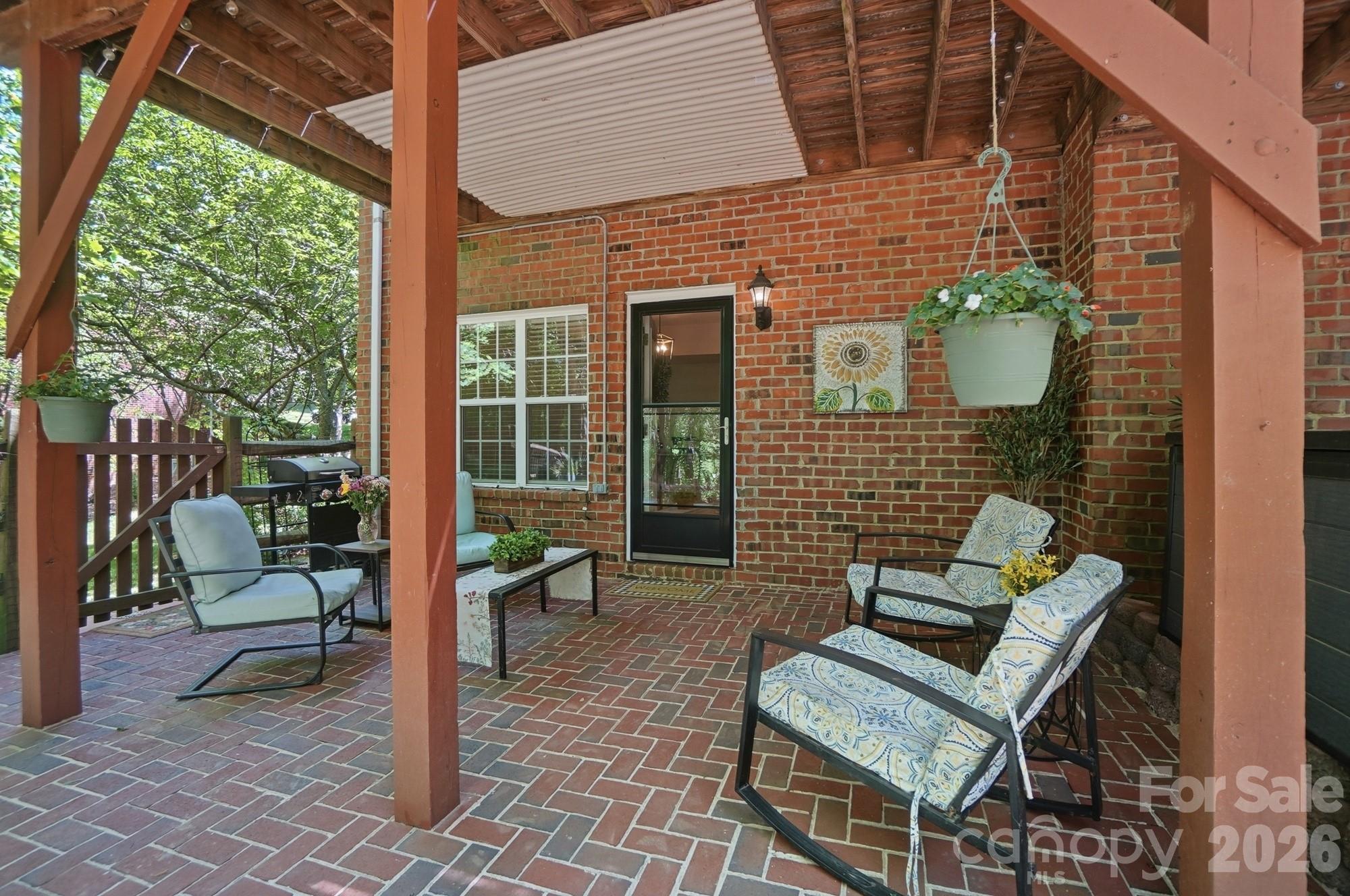 Potters Bluff - Residential