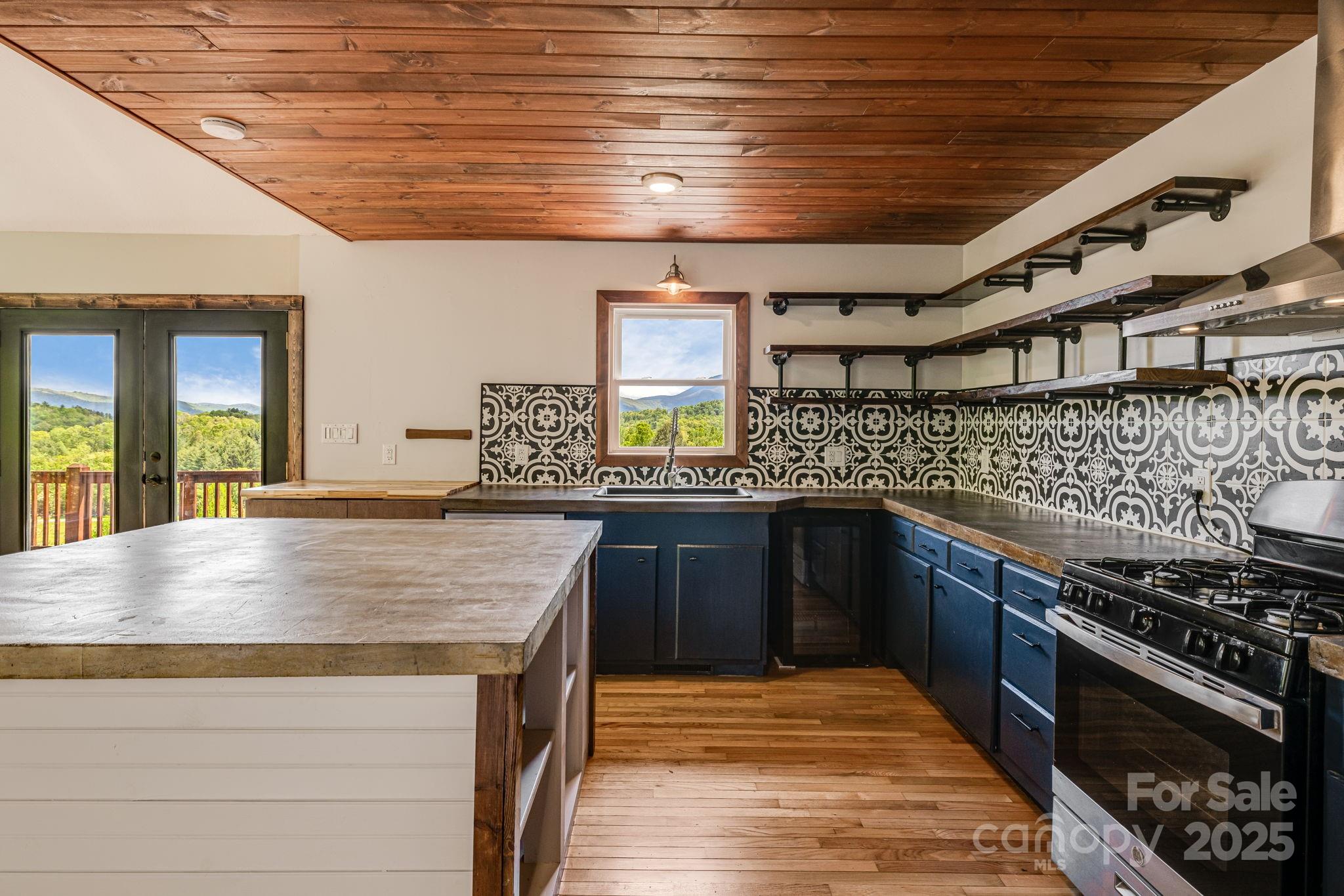 2521 Double Island Road