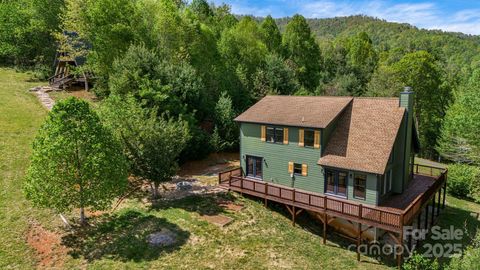 2521 Double Island Road Green Mountain NC 28740