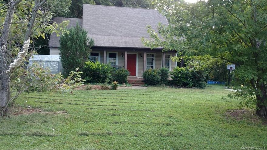 This move-in ready home is located in desirable Chestnut Lake subdivision. It has 3 bedrooms with the master bedroom downstairs, plus 2 full bathrooms, and an open floor plan with plenty of natural light! Deck is great for outdoor entertainment and overlooks HUGE lot. Long driveway with tons of parking spaces. No HOA. Hurry!