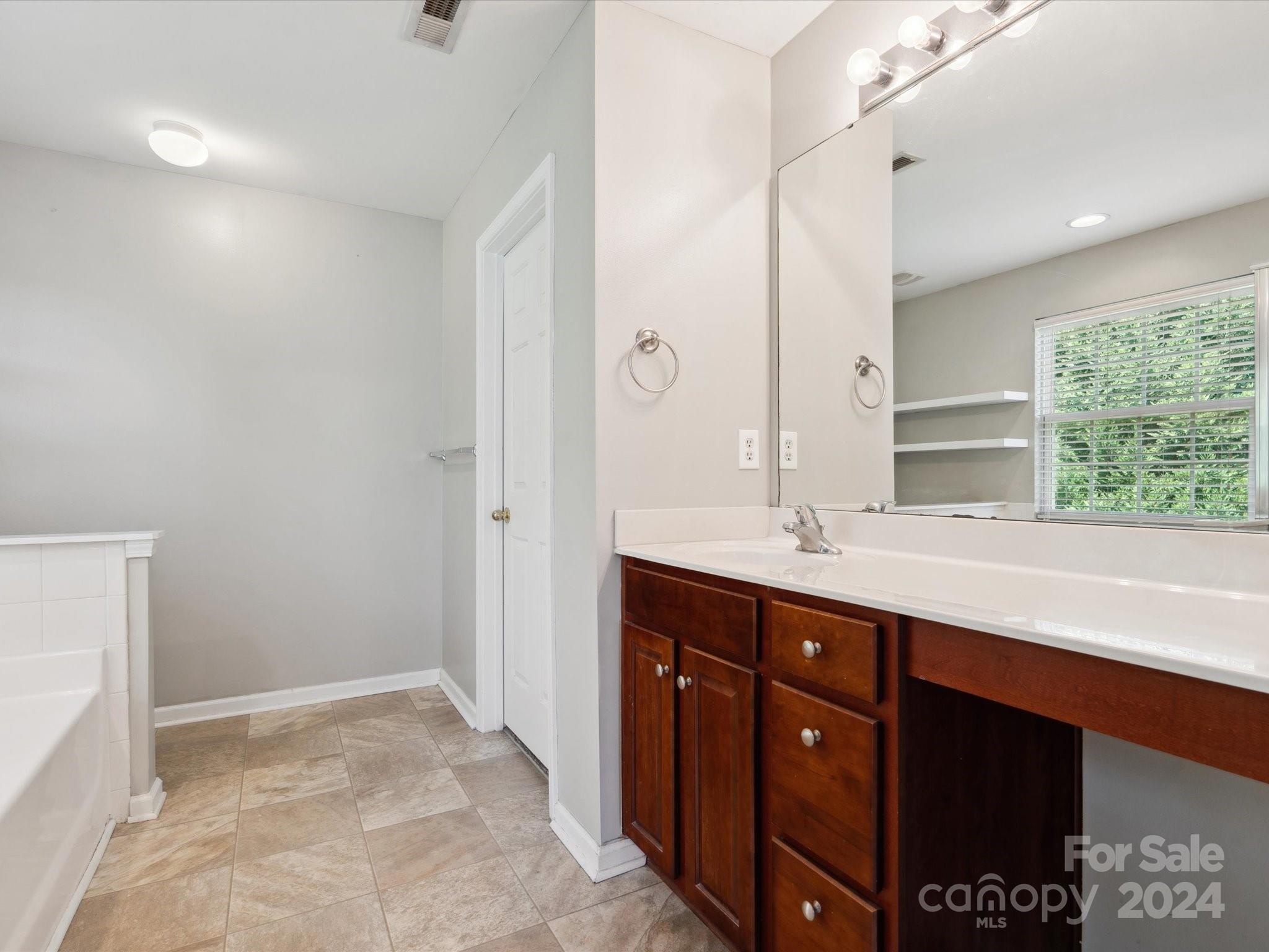 Glen Laurel - Residential