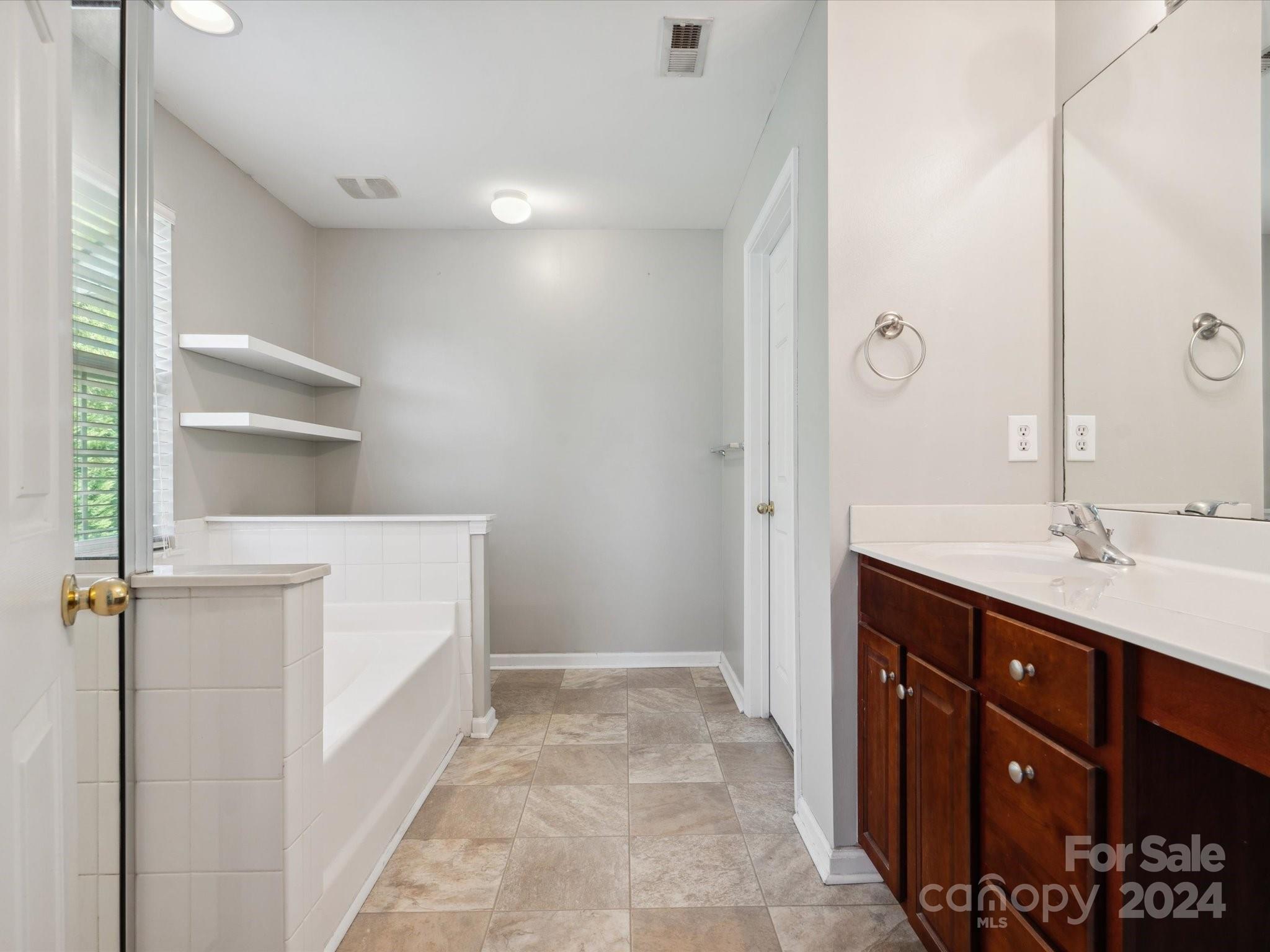 Glen Laurel - Residential