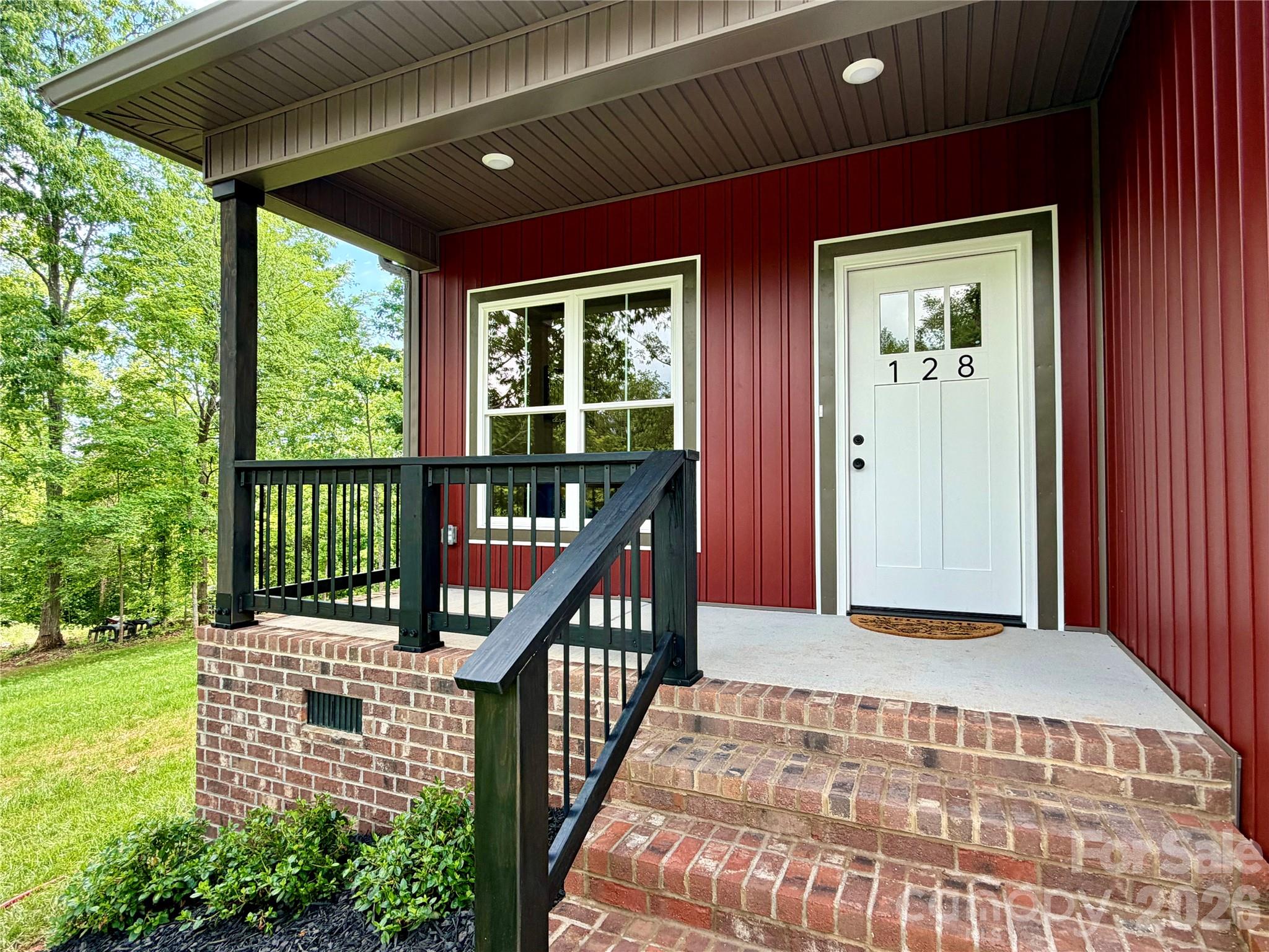 128 Arrowood Lane