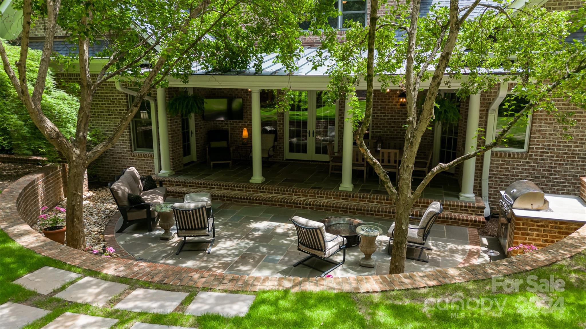 Hudson Place - Residential