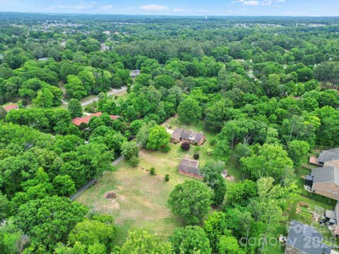 Photo of 5913 Tom Query Road, Charlotte, NC 28213 (MLS # 4379716)