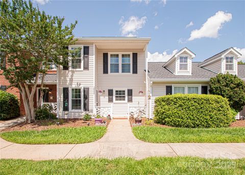 10945 Winterbourne Court Charlotte NC 28277