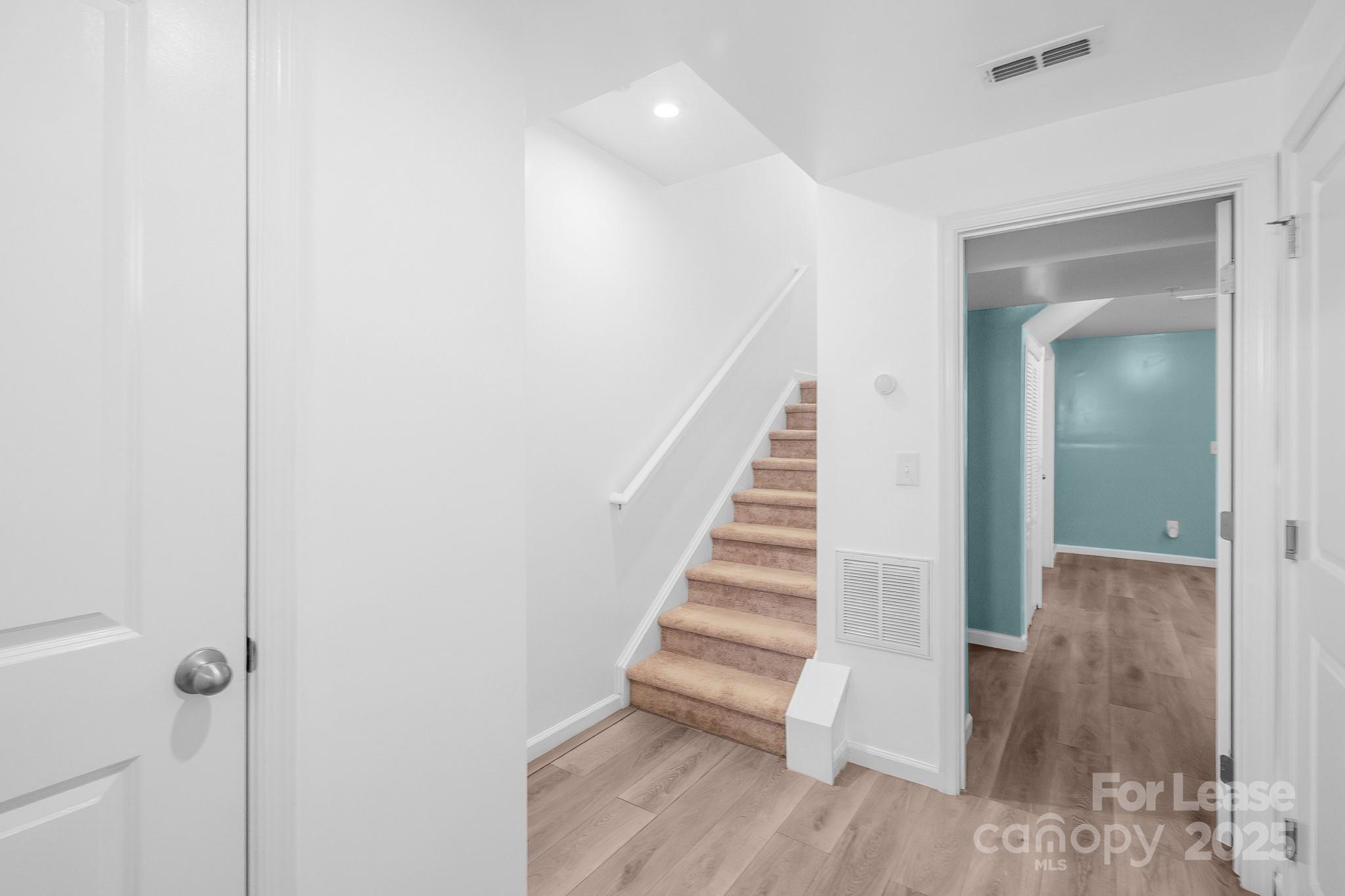 2715 Sydney Overlook Lane