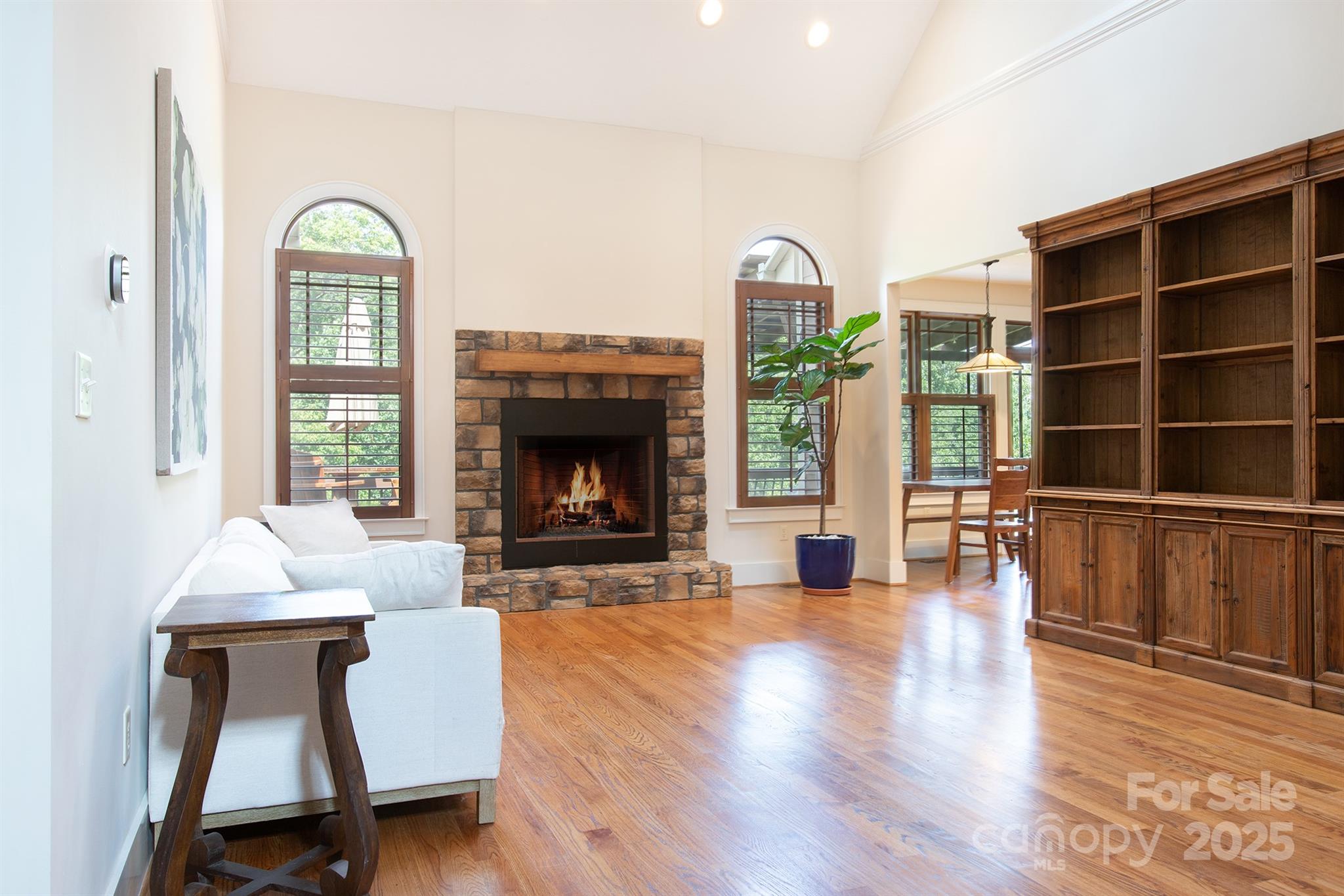 39 Village Pointe Lane