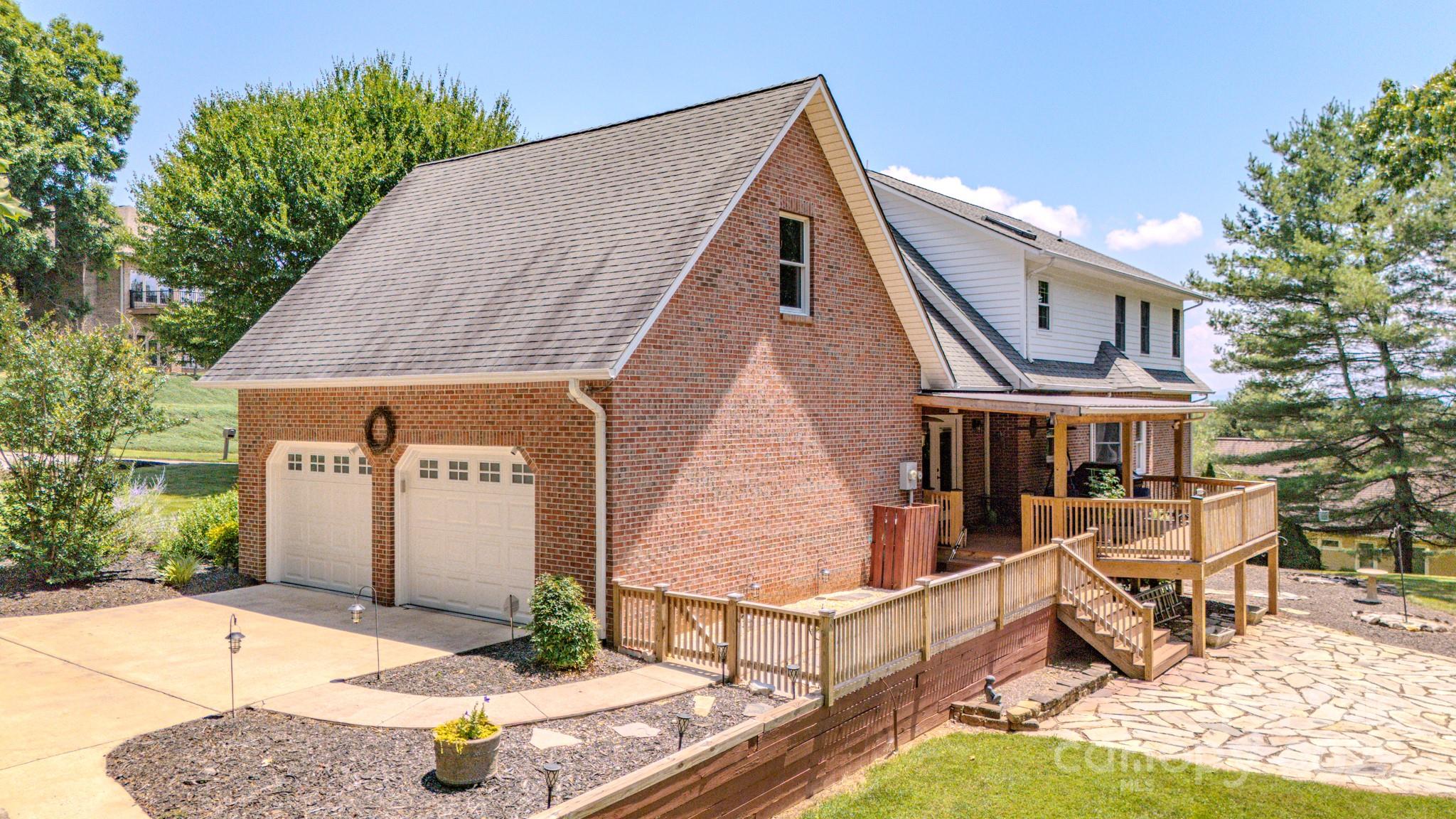 74 Challedon Drive