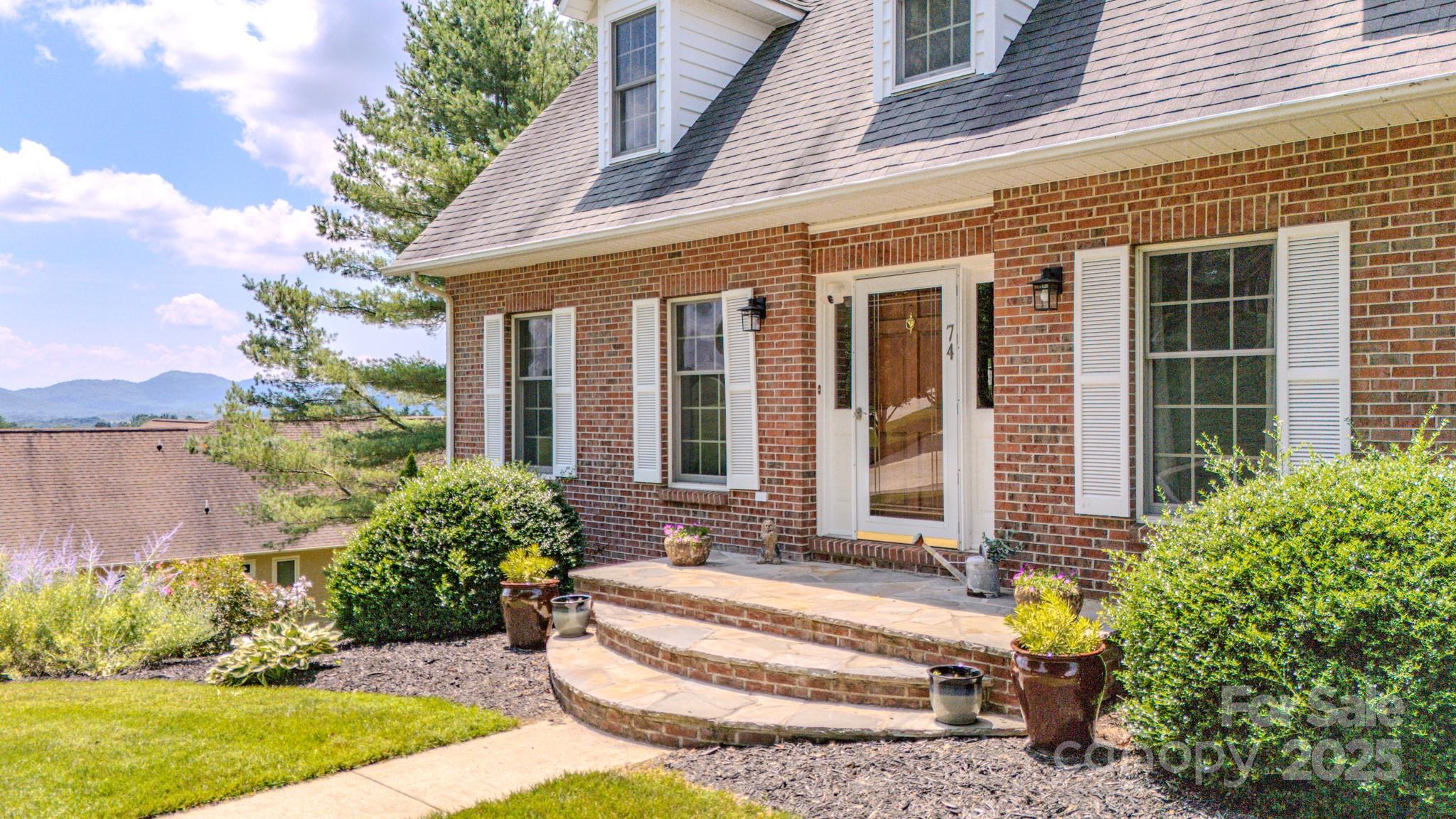 74 Challedon Drive