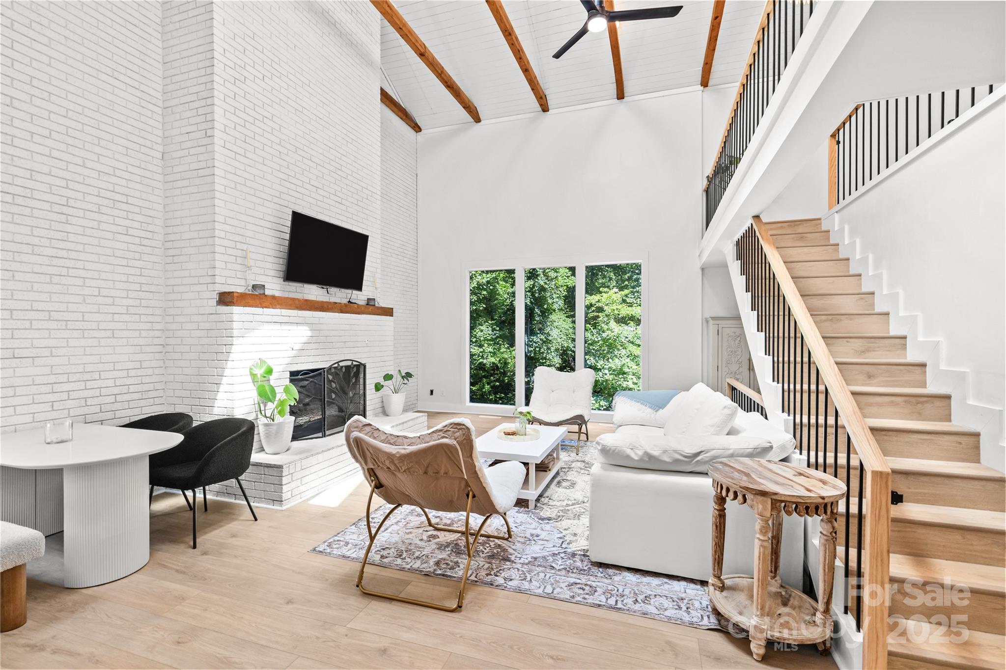 190 Dogwood Forest Loop