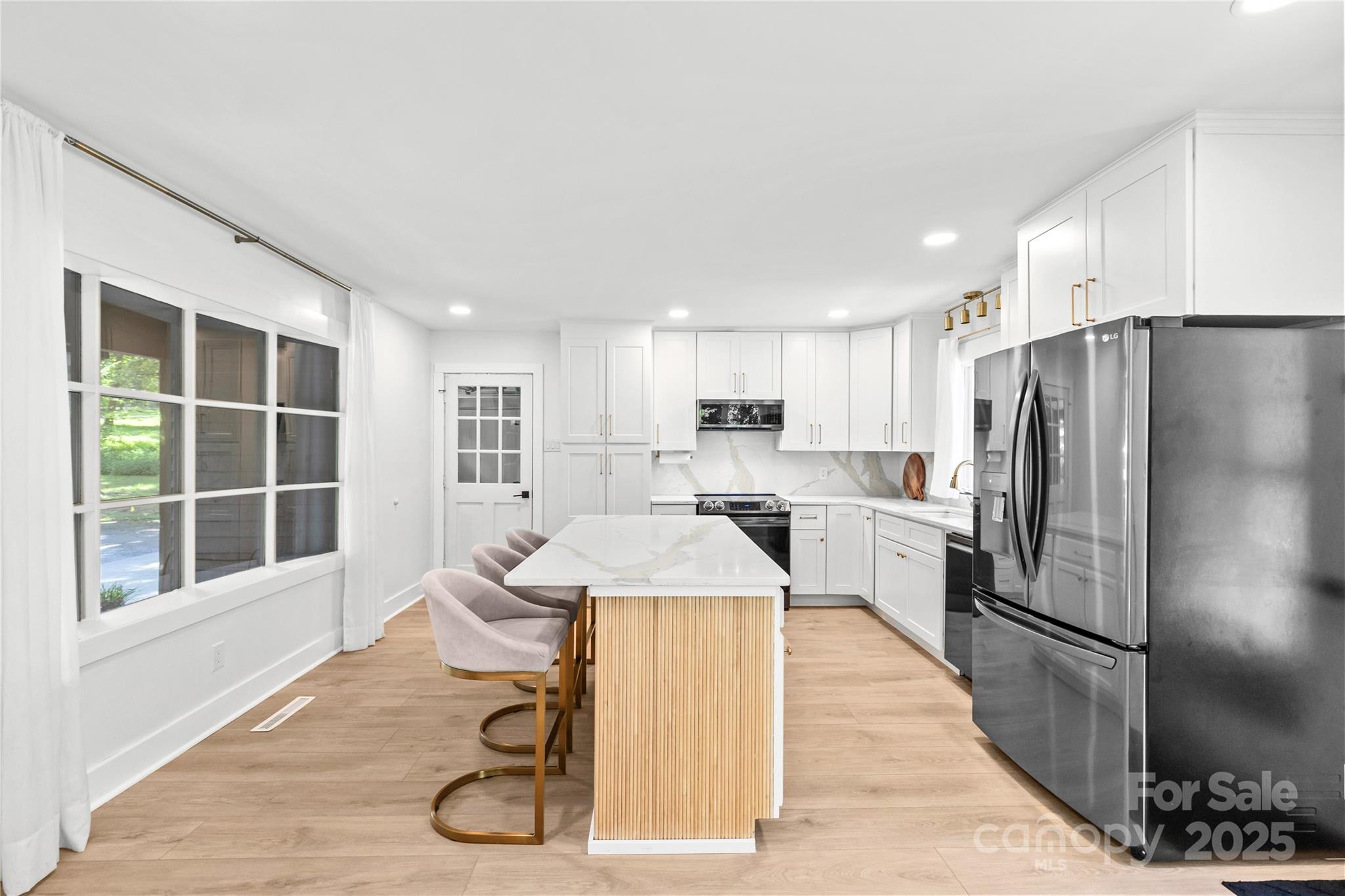 190 Dogwood Forest Loop