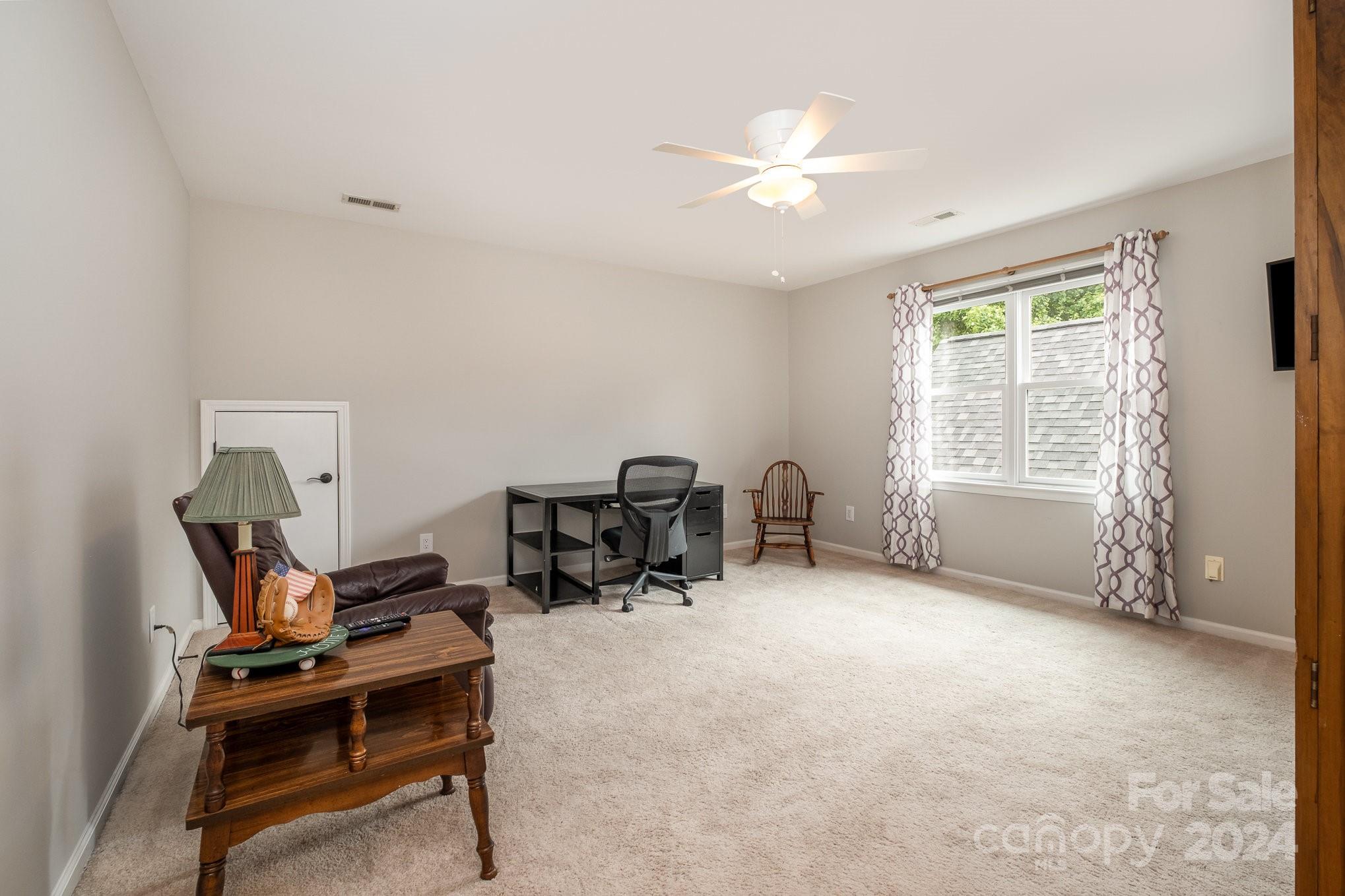 Kings Crossing - Residential