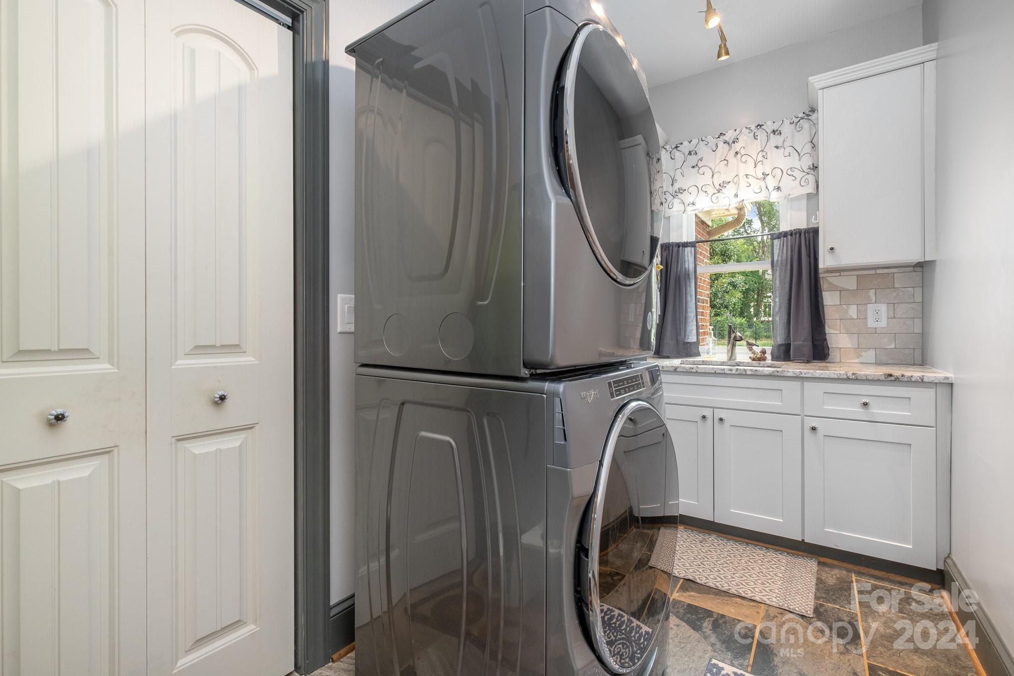 Kings Crossing - Residential