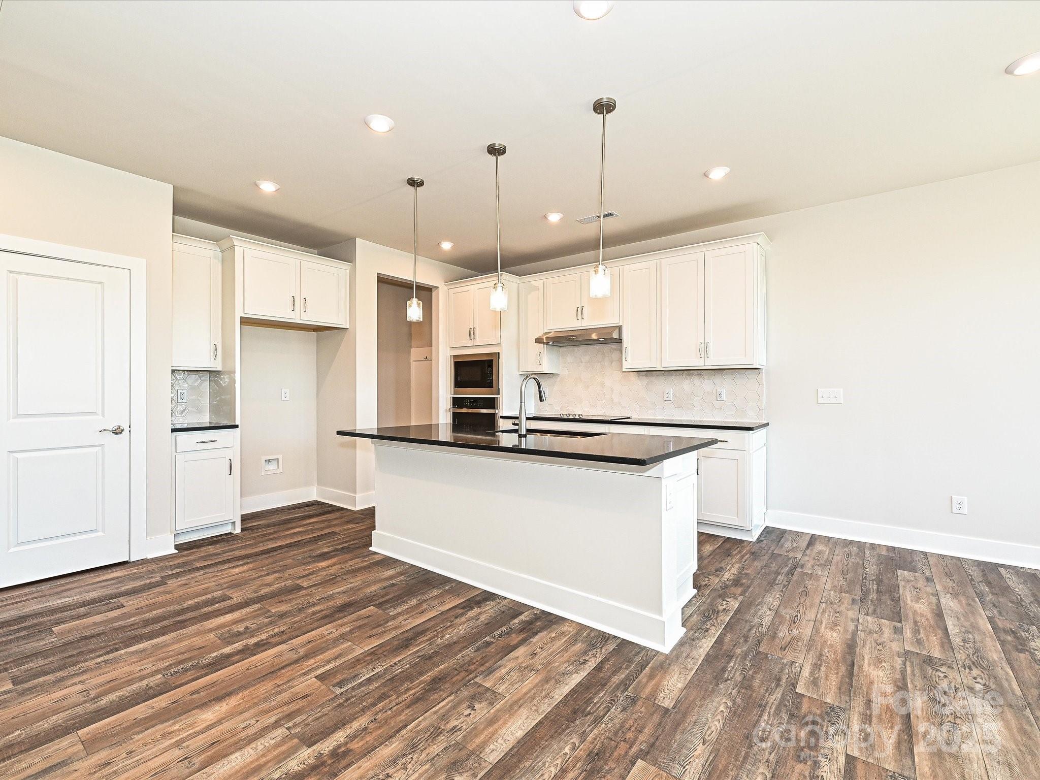 95 Seven Oaks Landing