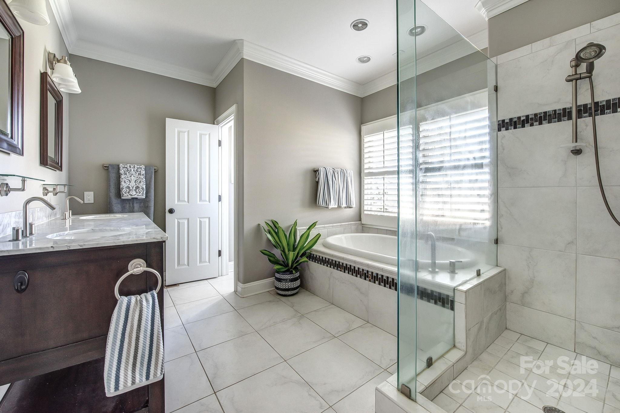 Misty Waters - Residential