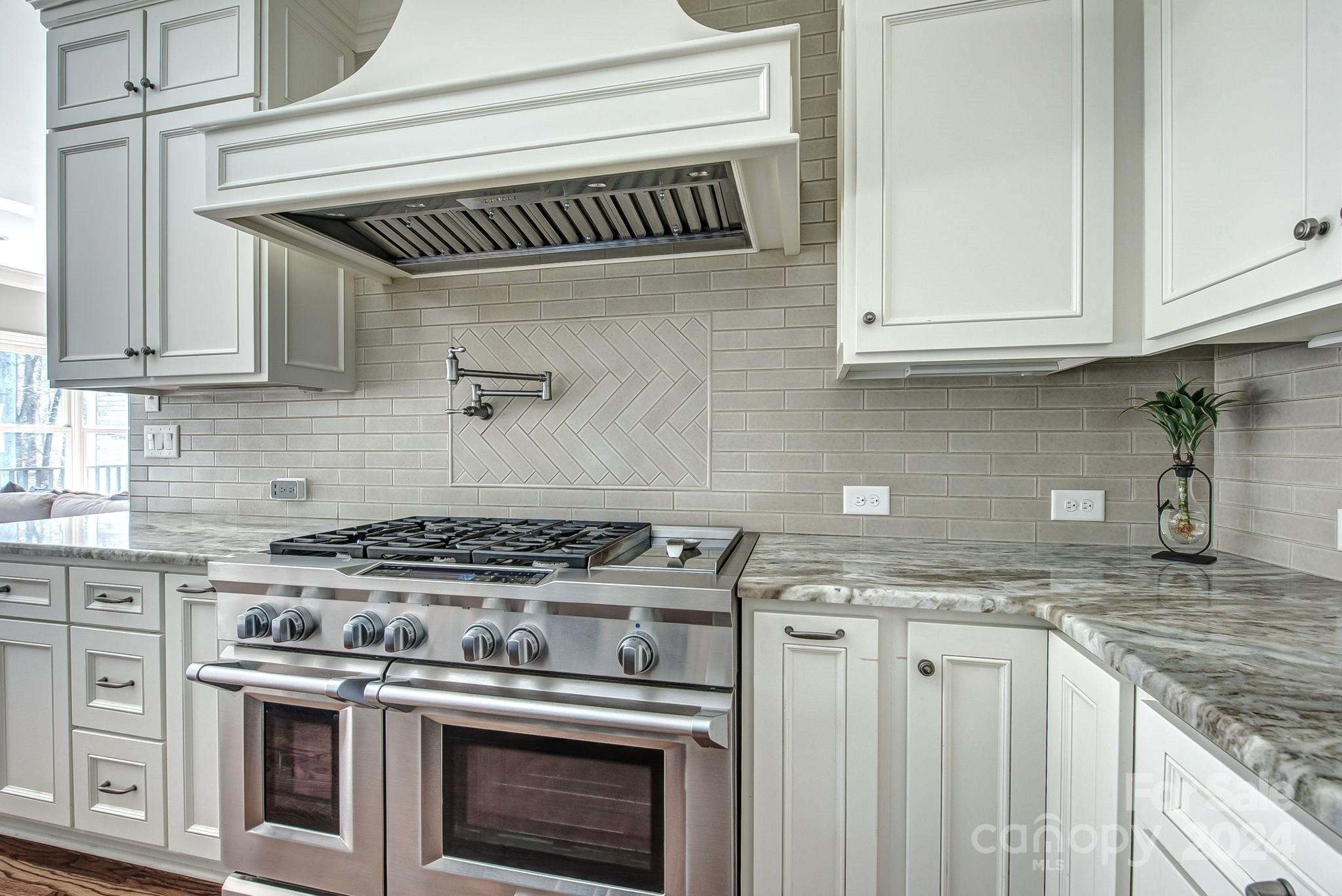 Misty Waters - Residential