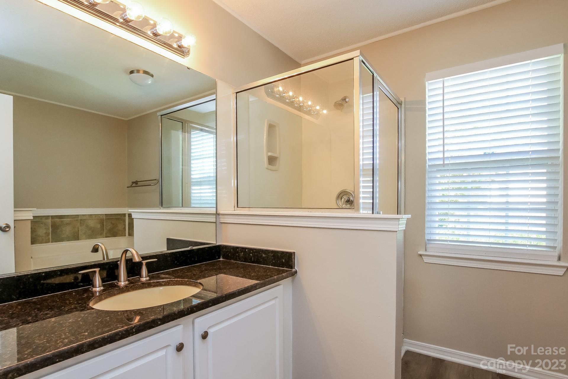 Mission Hills - Residential Lease