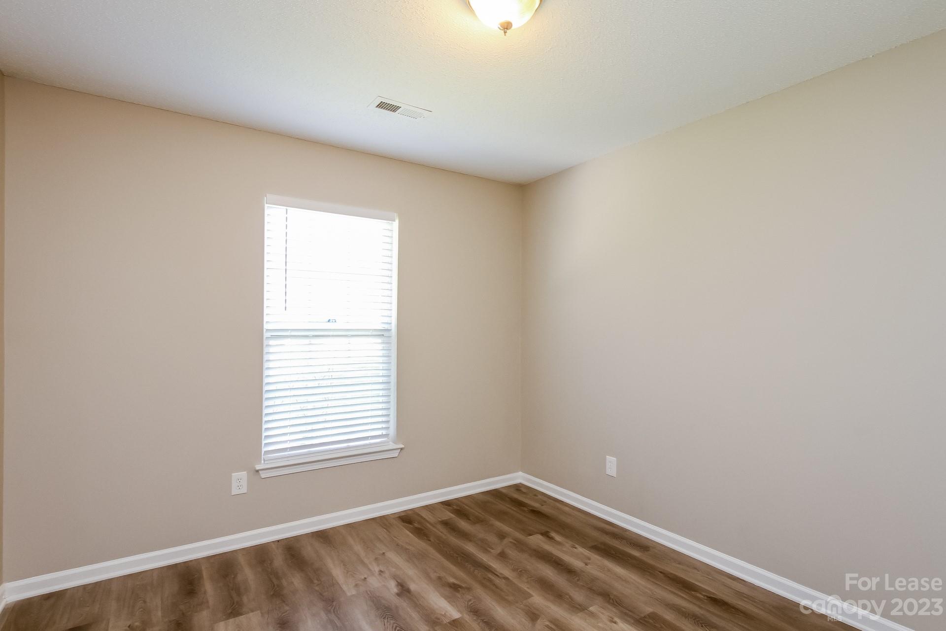 Mission Hills - Residential Lease