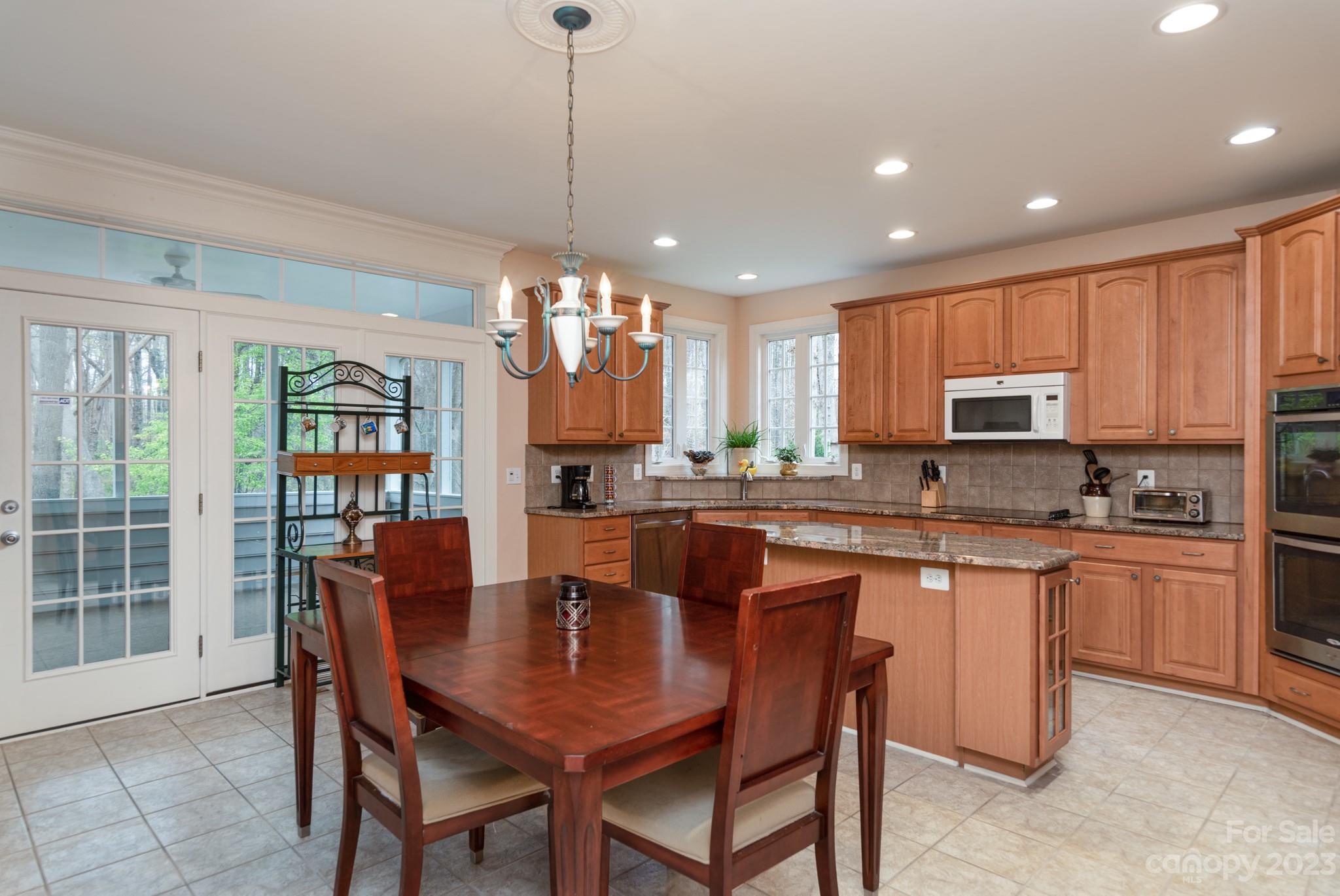 The Hamptons - Residential